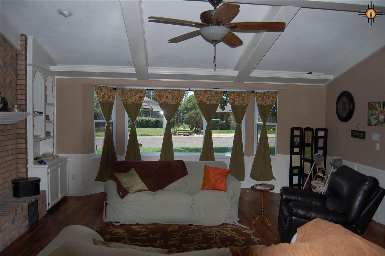 804 Rosewood Dr