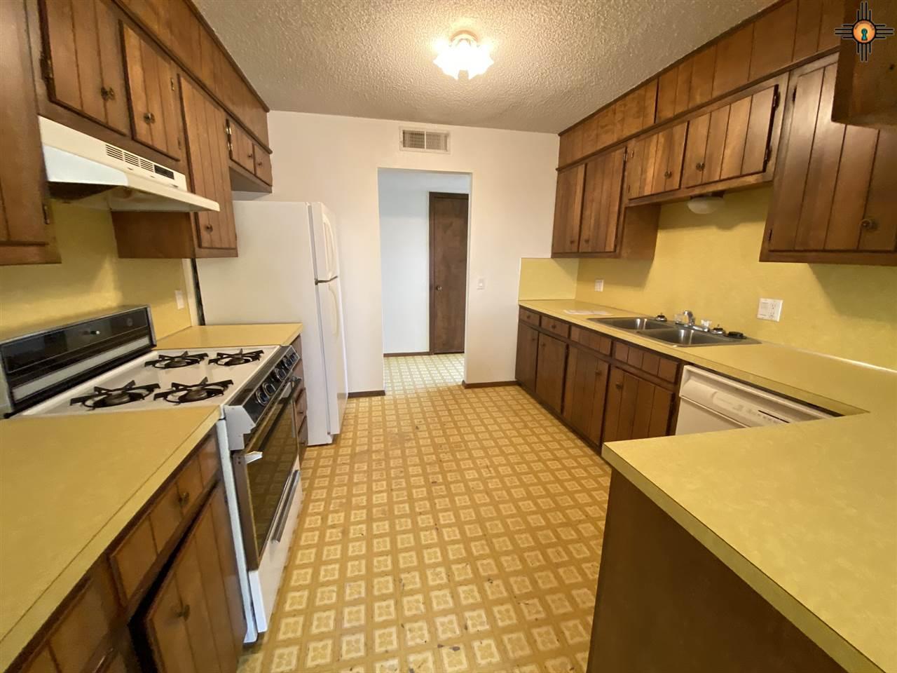 2108 Glenarm