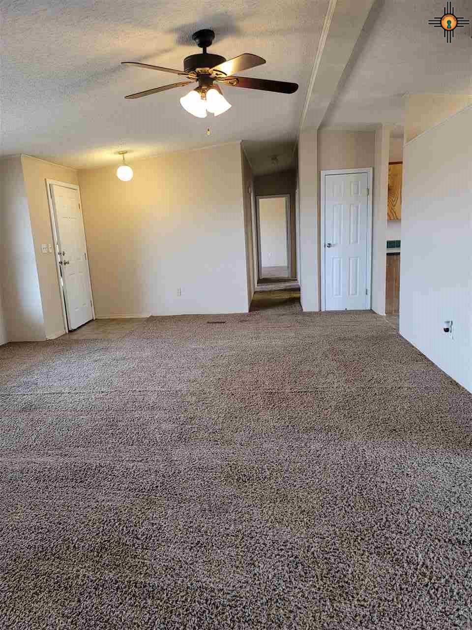 1483 S Roosevelt Road 6