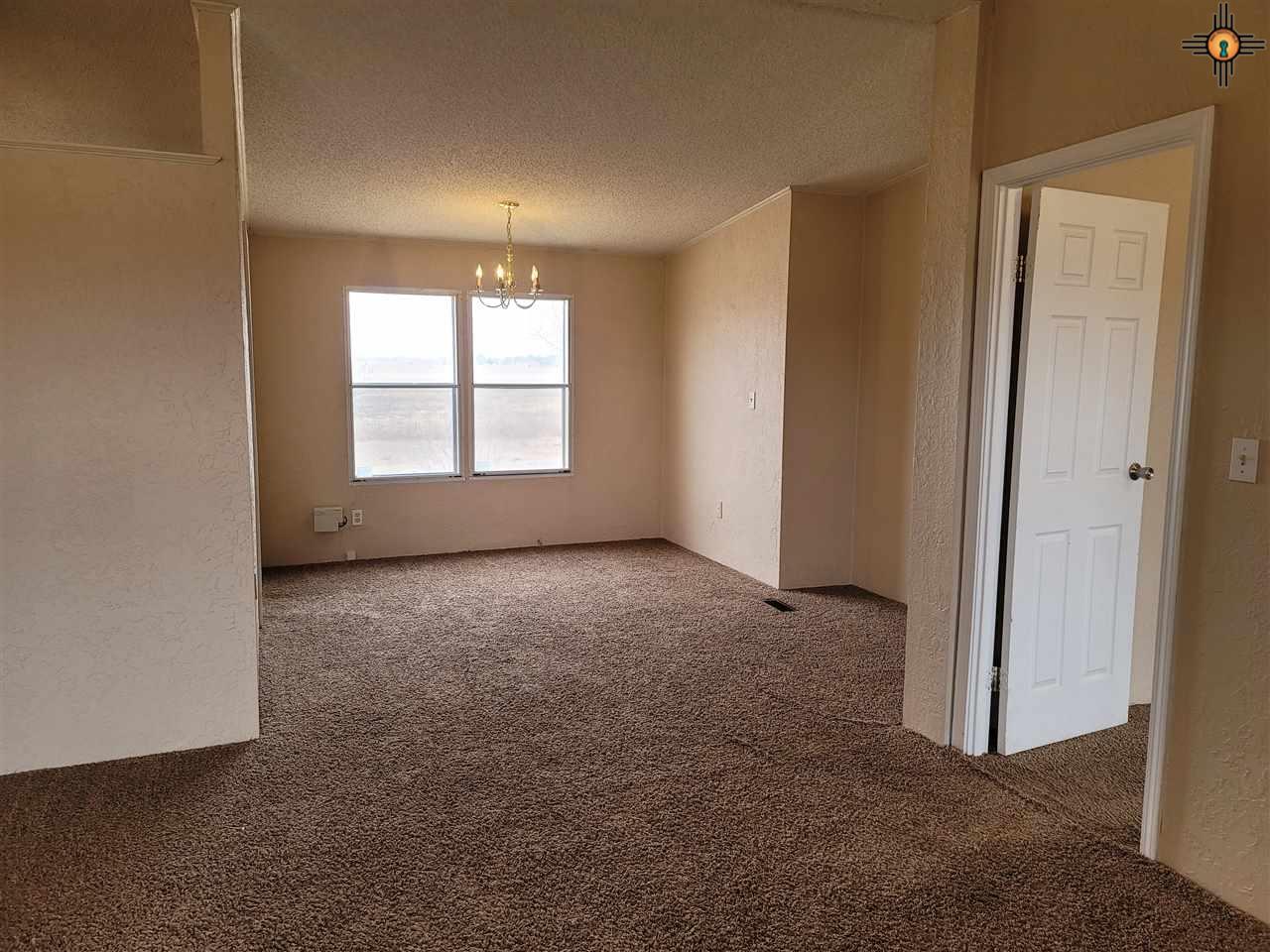 1483 S Roosevelt Road 6