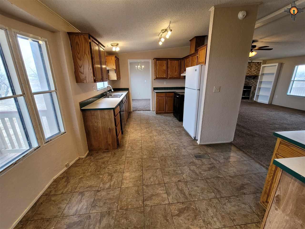 1483 S Roosevelt Road 6