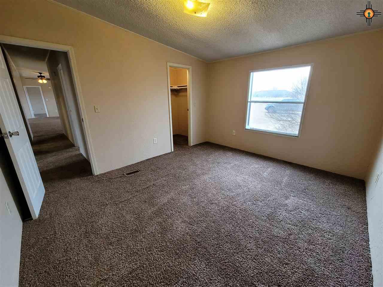 1483 S Roosevelt Road 6