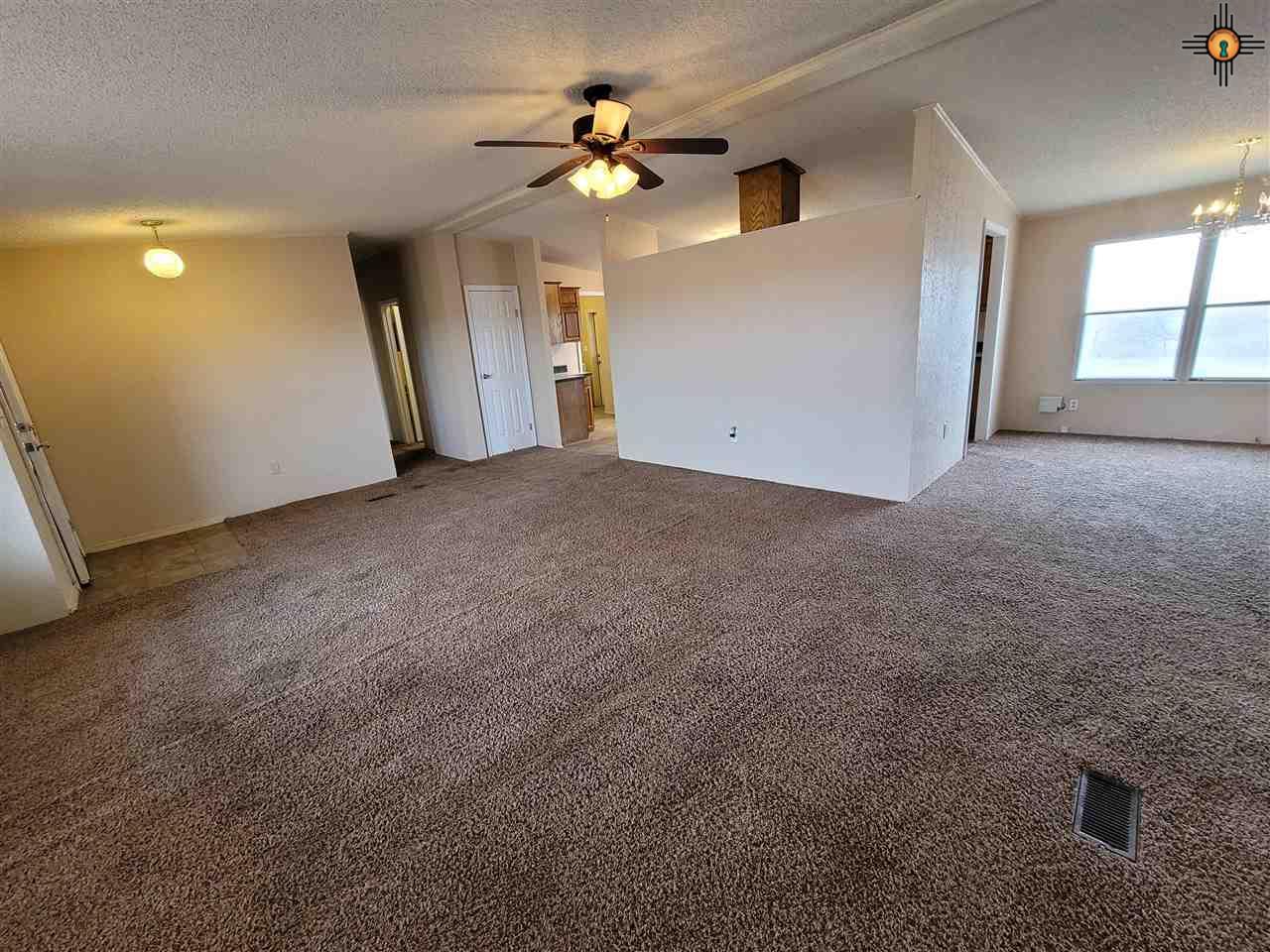 1483 S Roosevelt Road 6