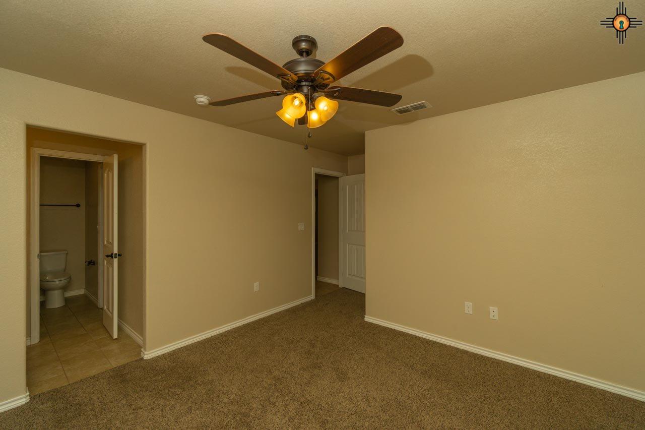 1029 Tall Grass