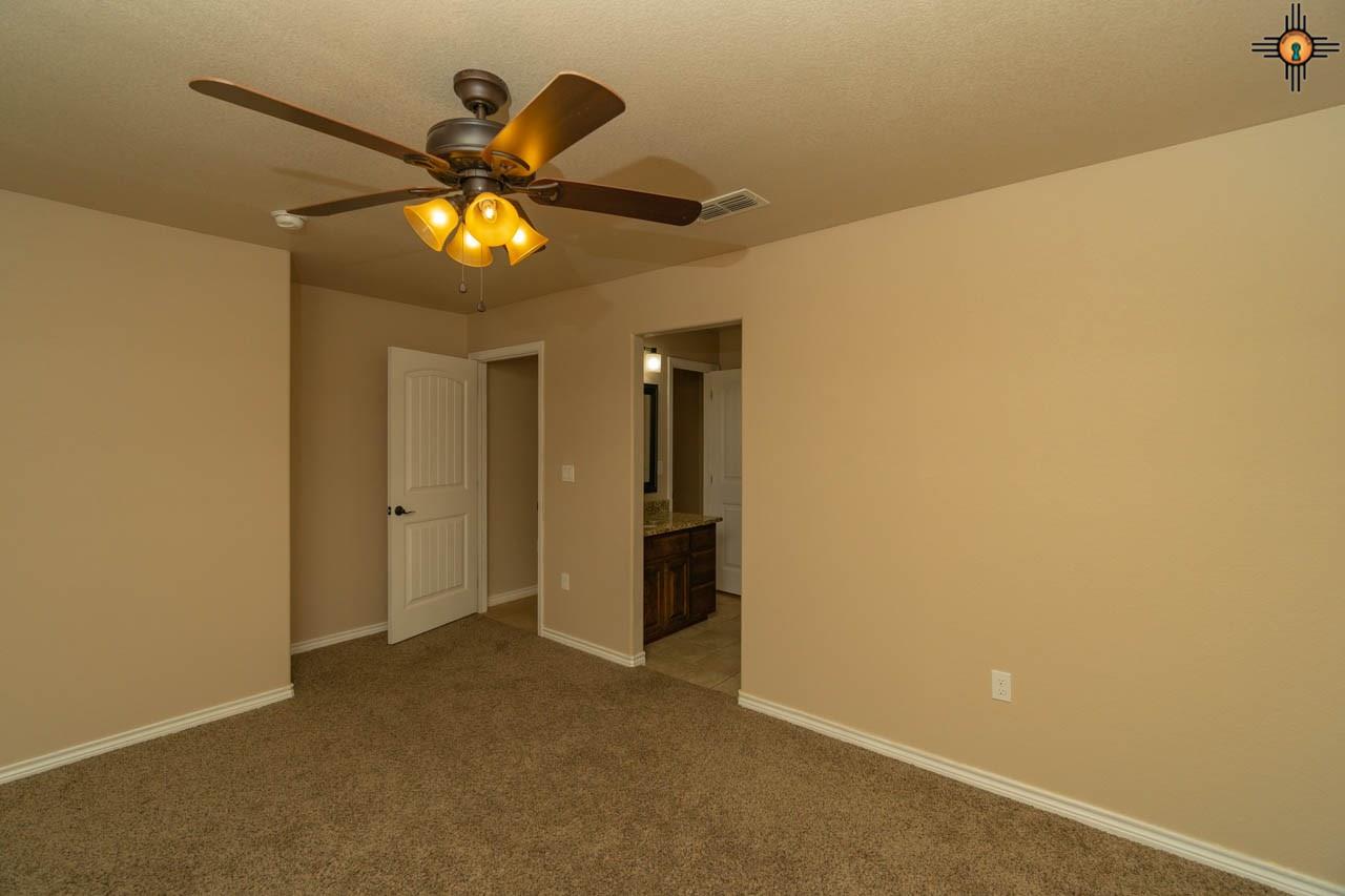1029 Tall Grass