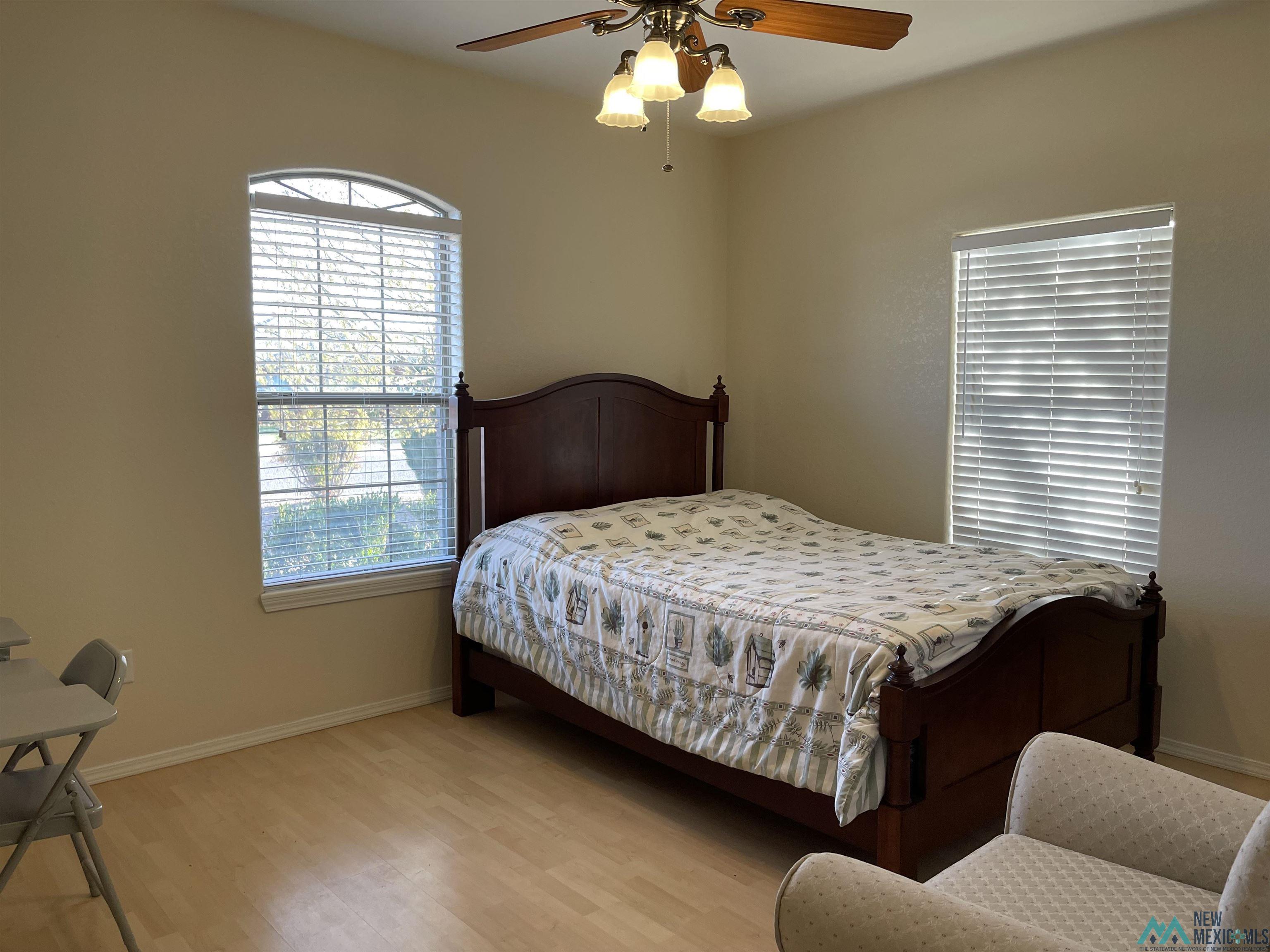 1311 Oakwood Circle