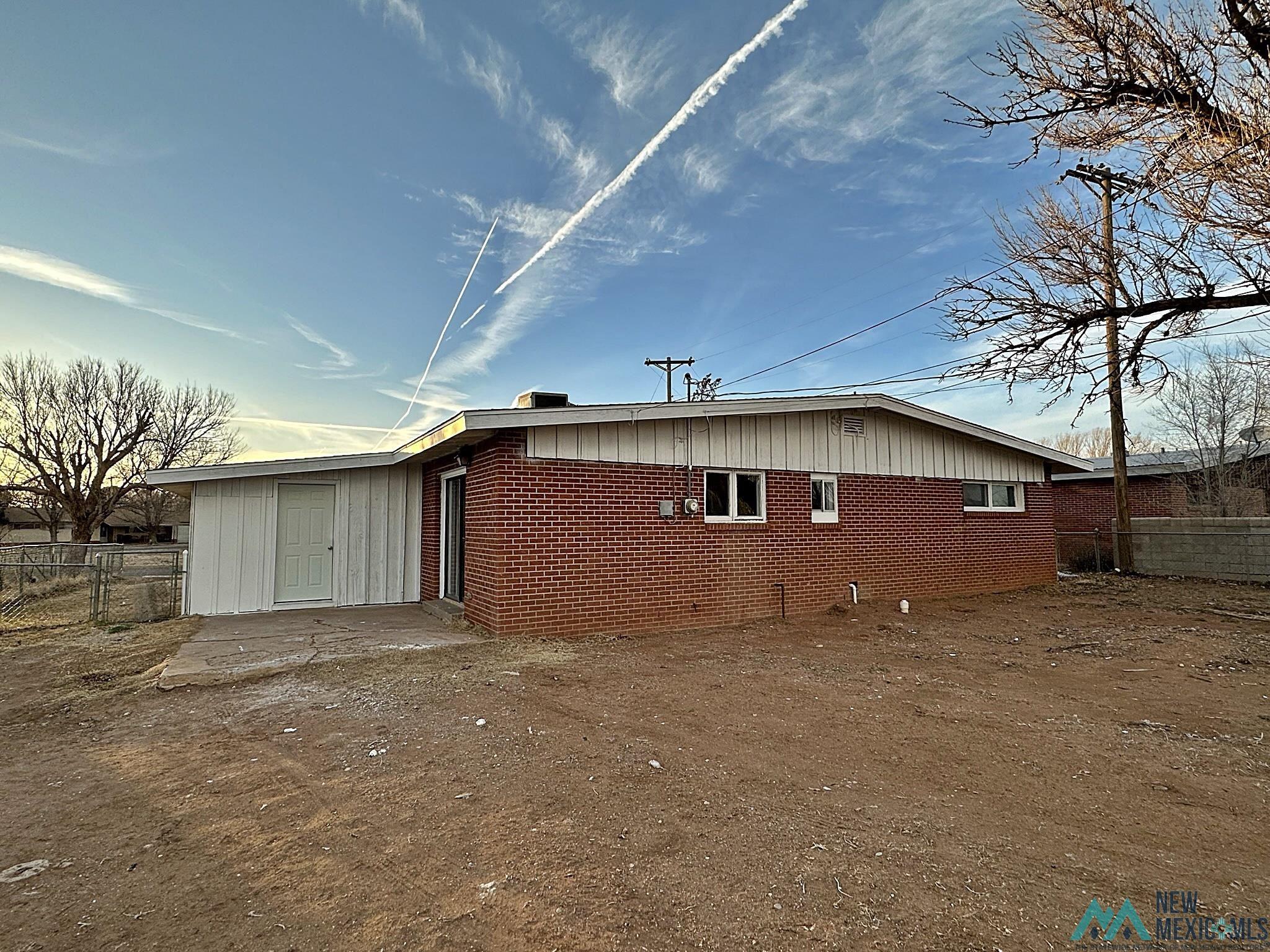 1509 N Reid Street
