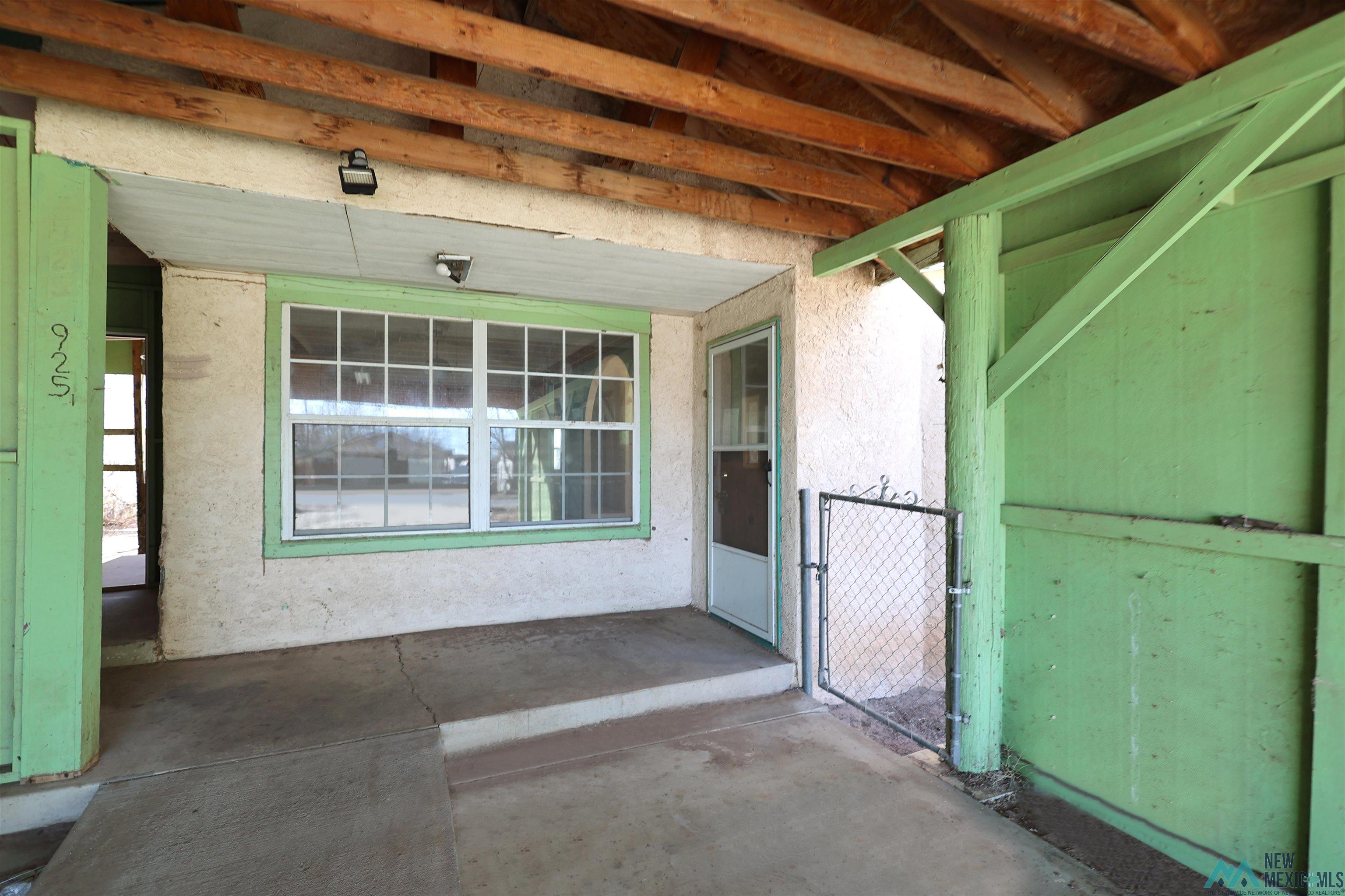 925 Canadian Street