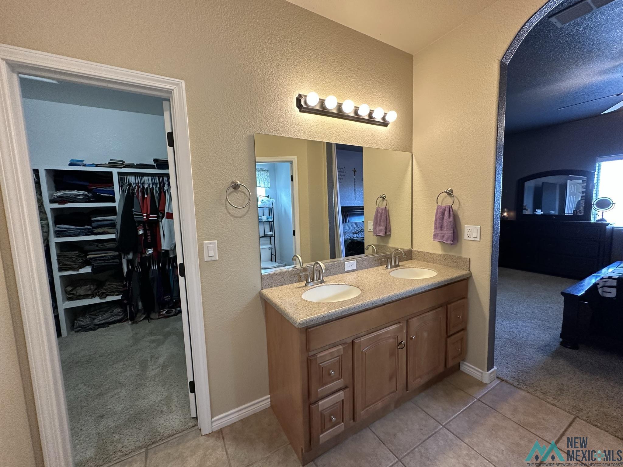 2724 Hammond Drive