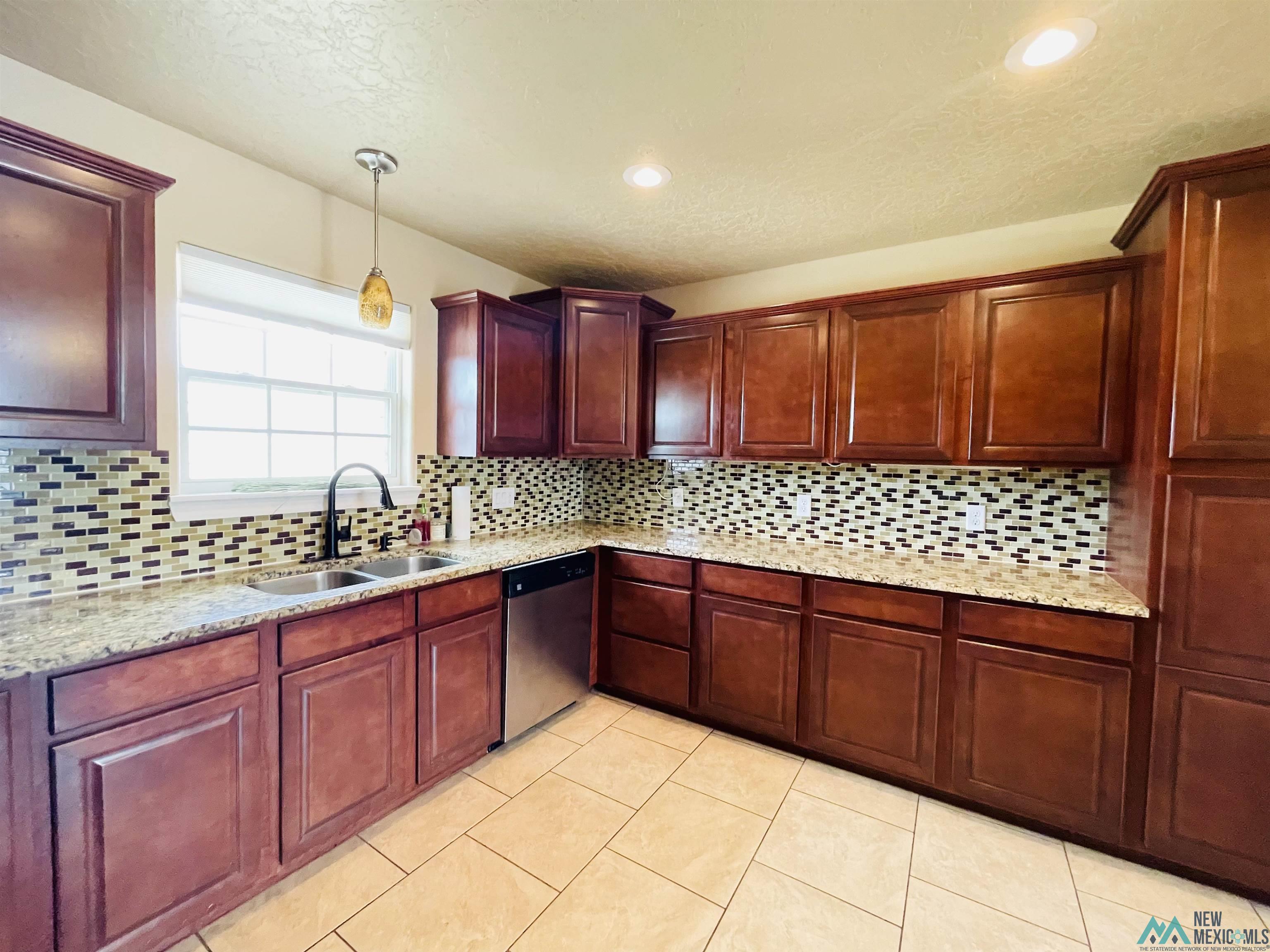 120 Mariposa Drive