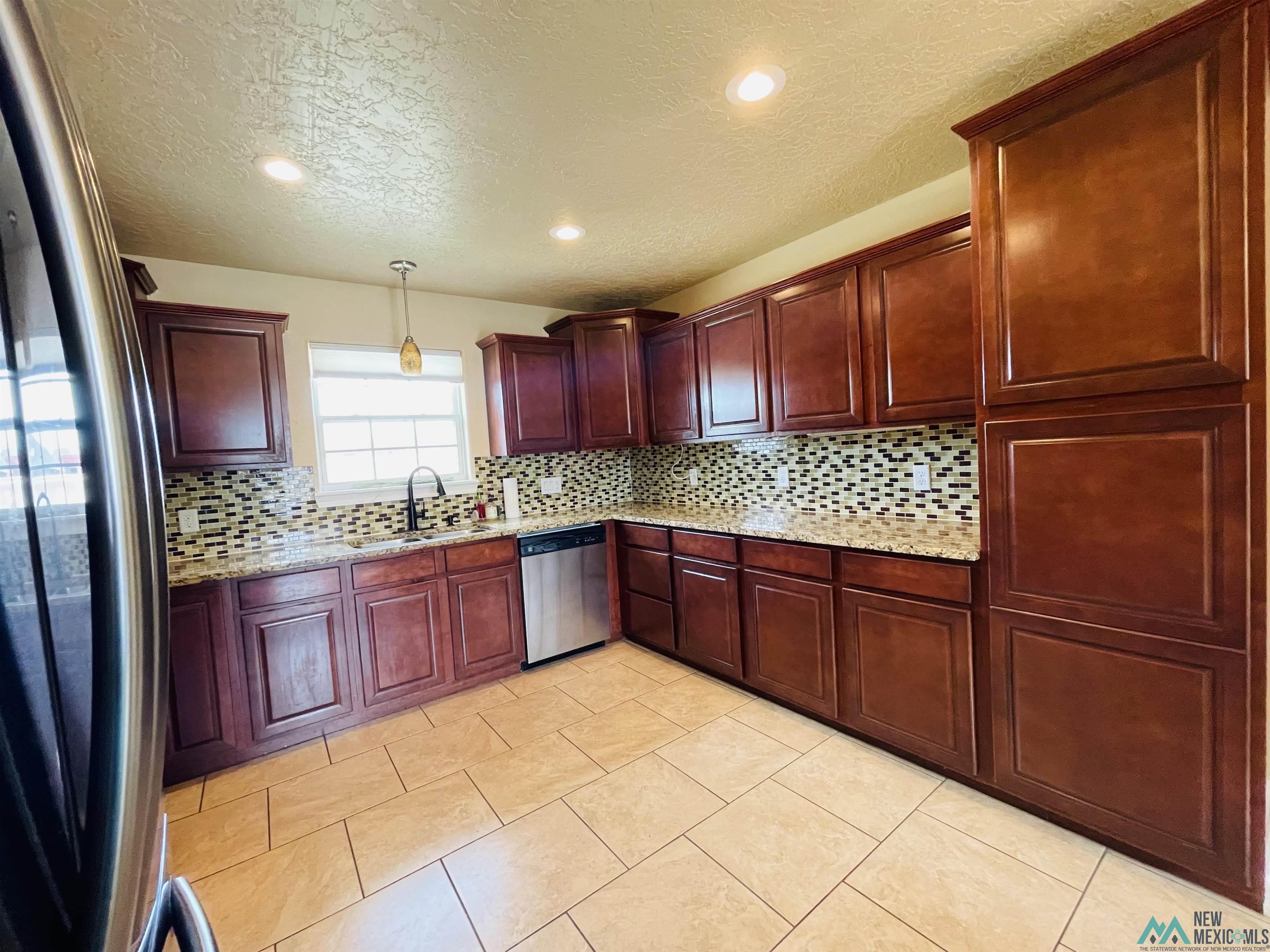 120 Mariposa Drive
