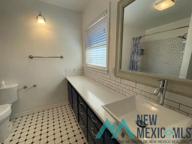 2901 Axtell Drive