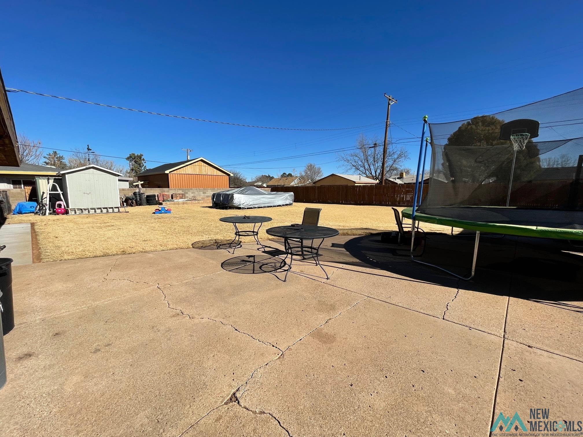 2901 Axtell Drive