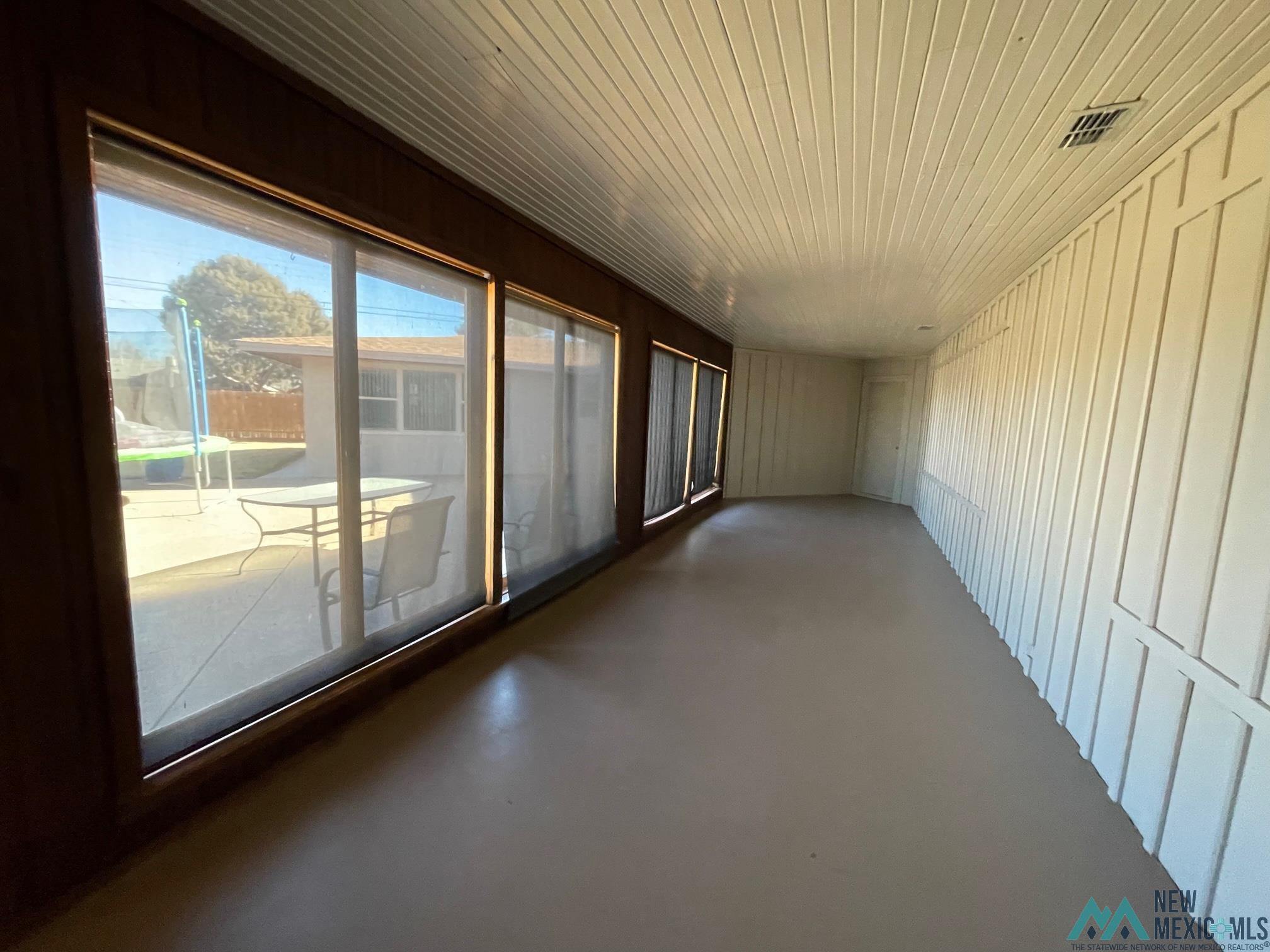 2901 Axtell Drive