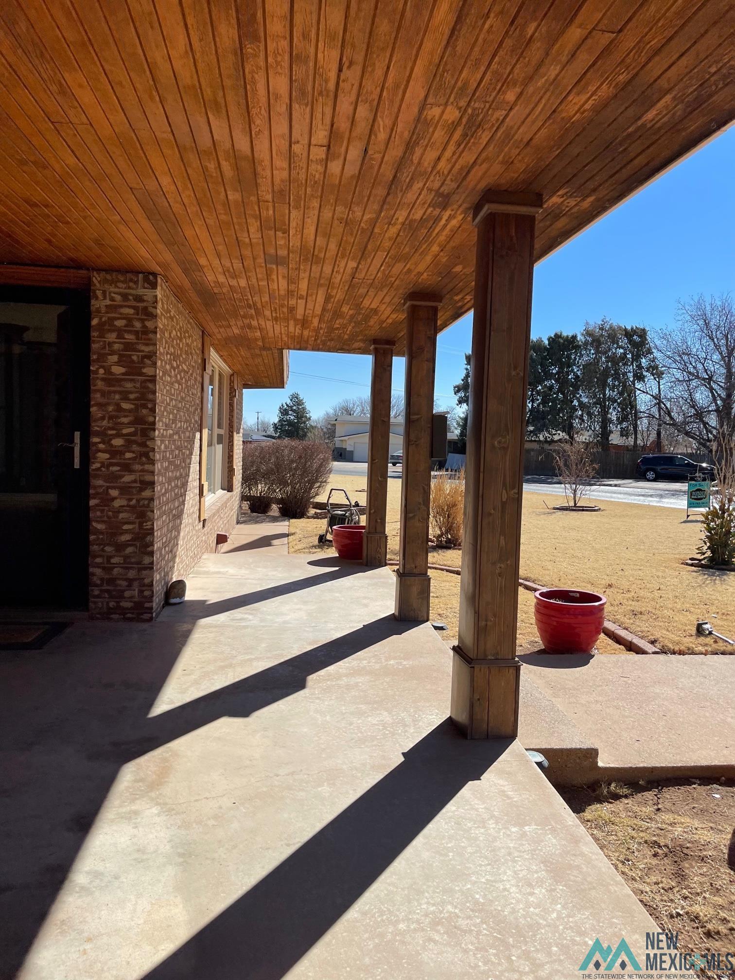 2901 Axtell Drive