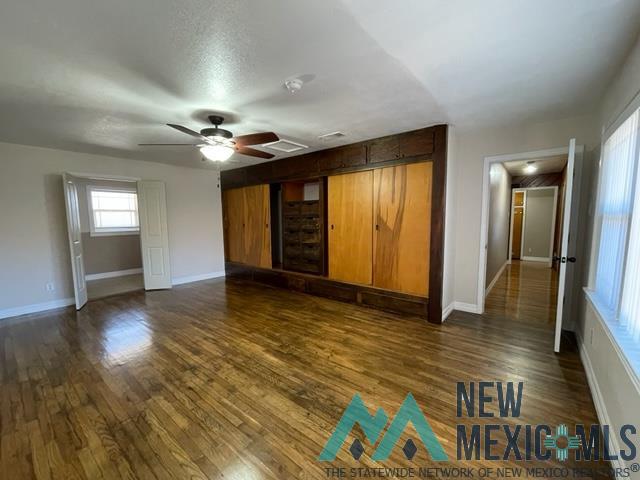 2901 Axtell Drive