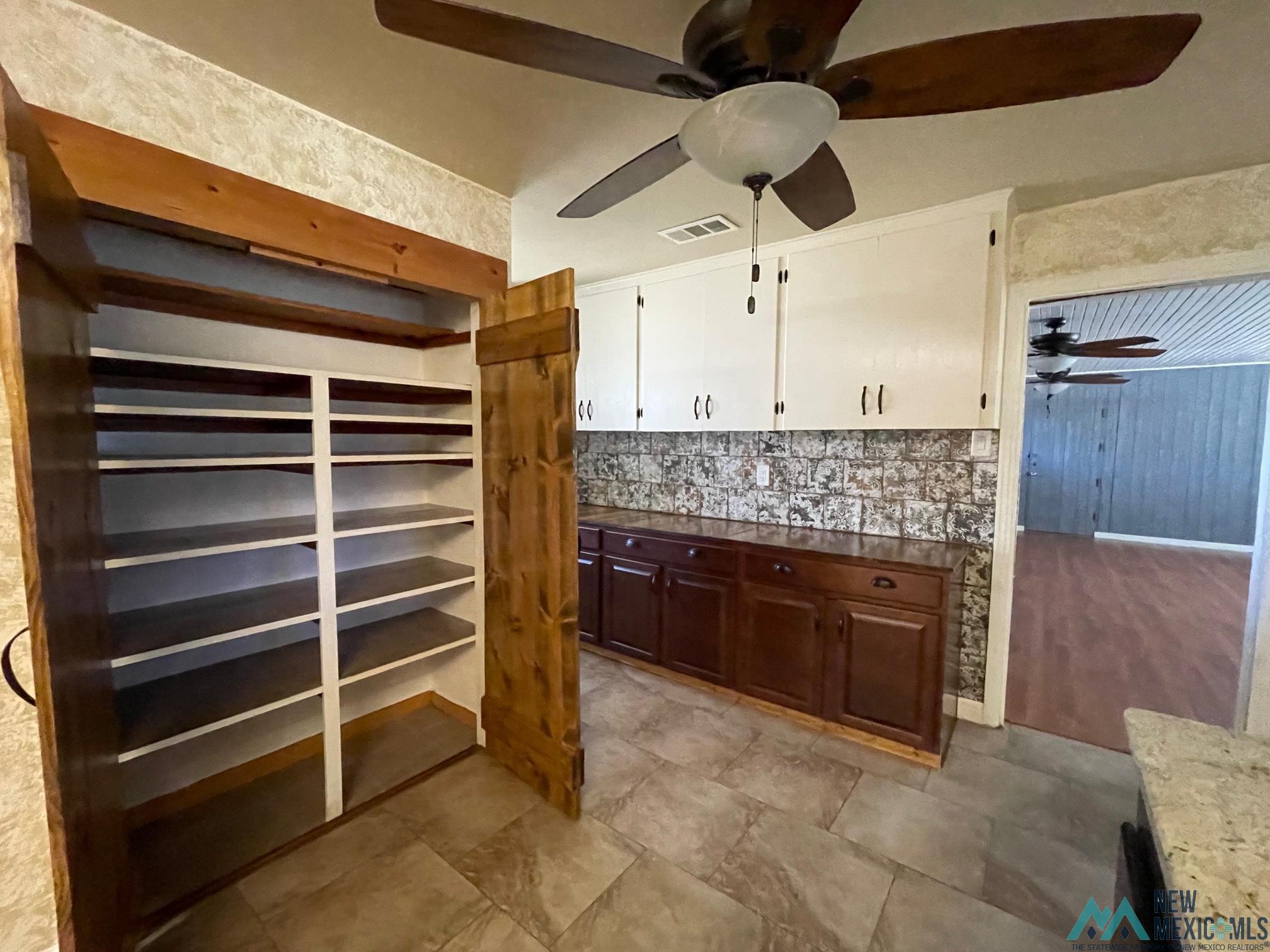 2901 Axtell Drive