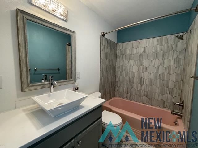 2901 Axtell Drive