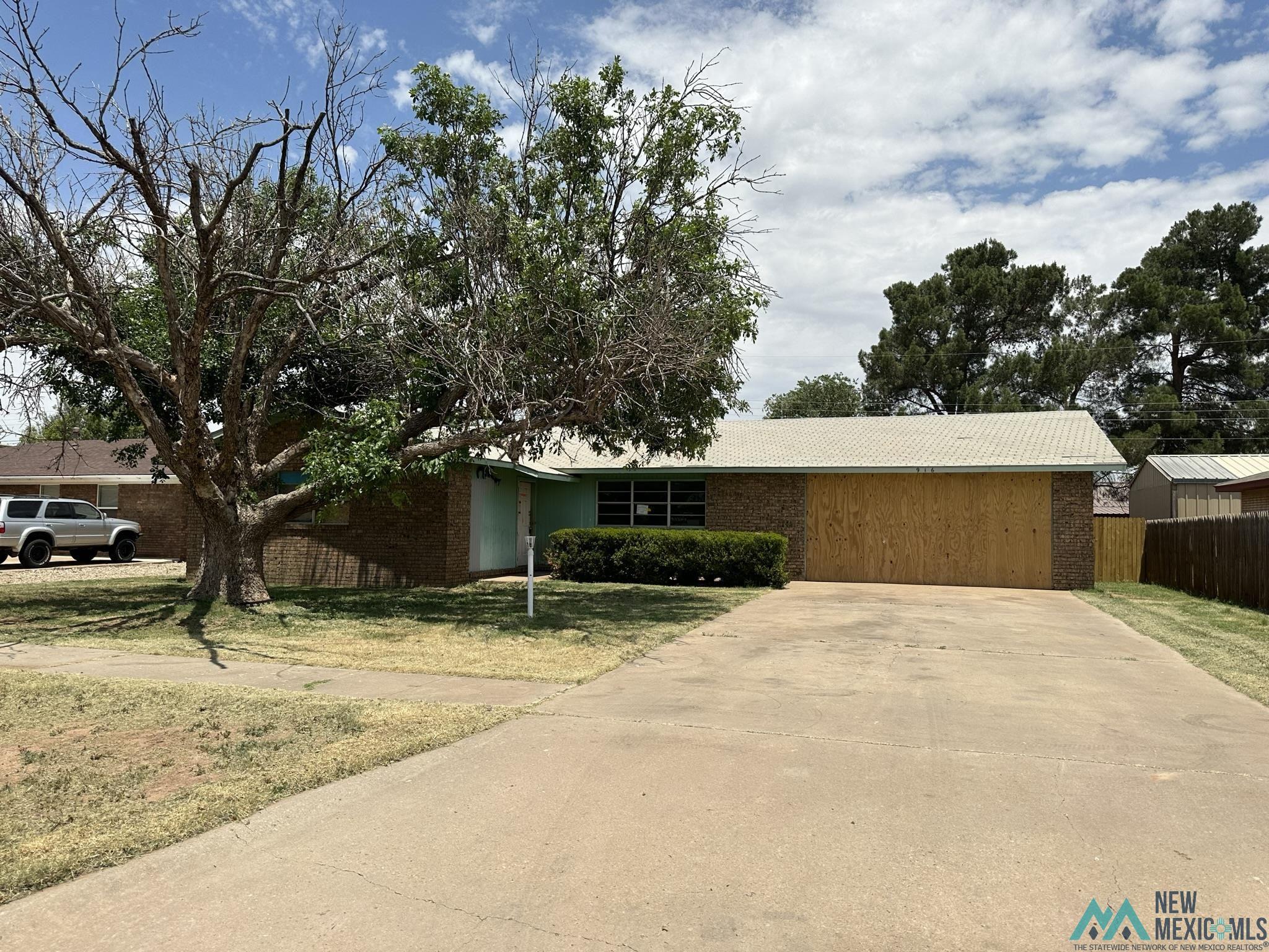 916 Purdue Avenue