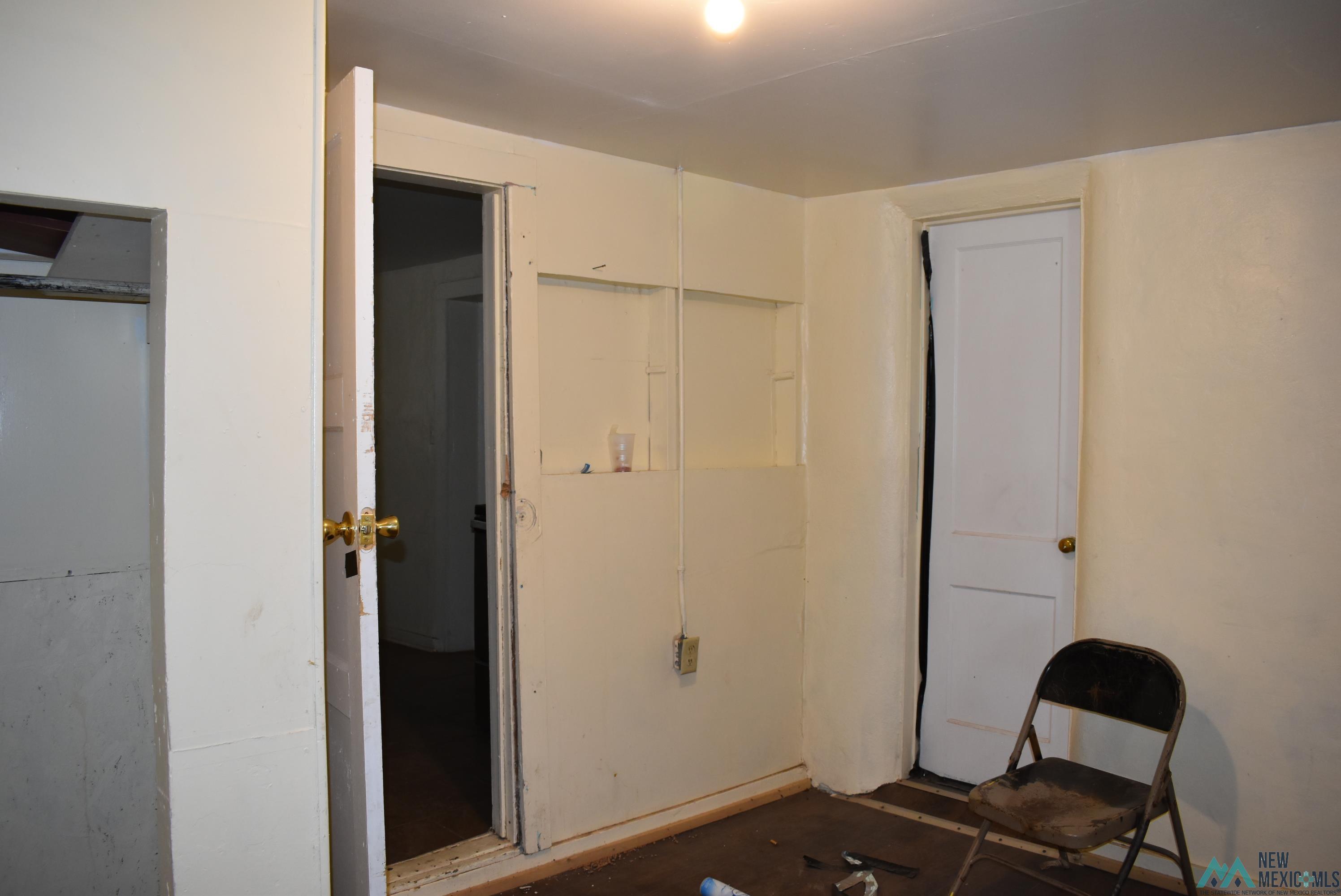 501 S Sixth Street