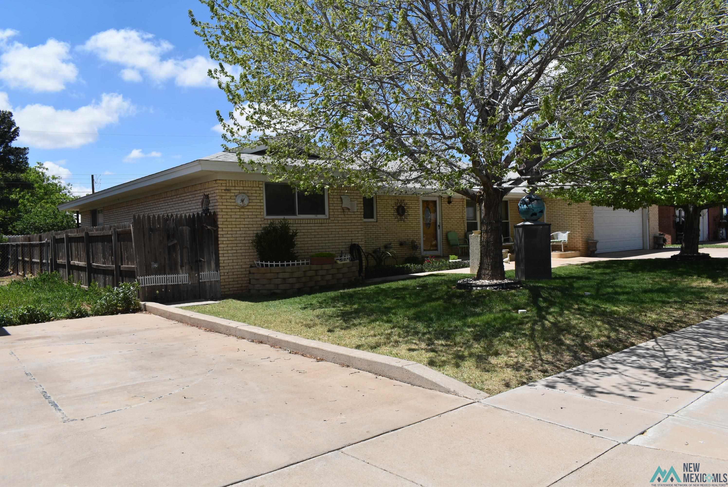 300 Cactus Drive
