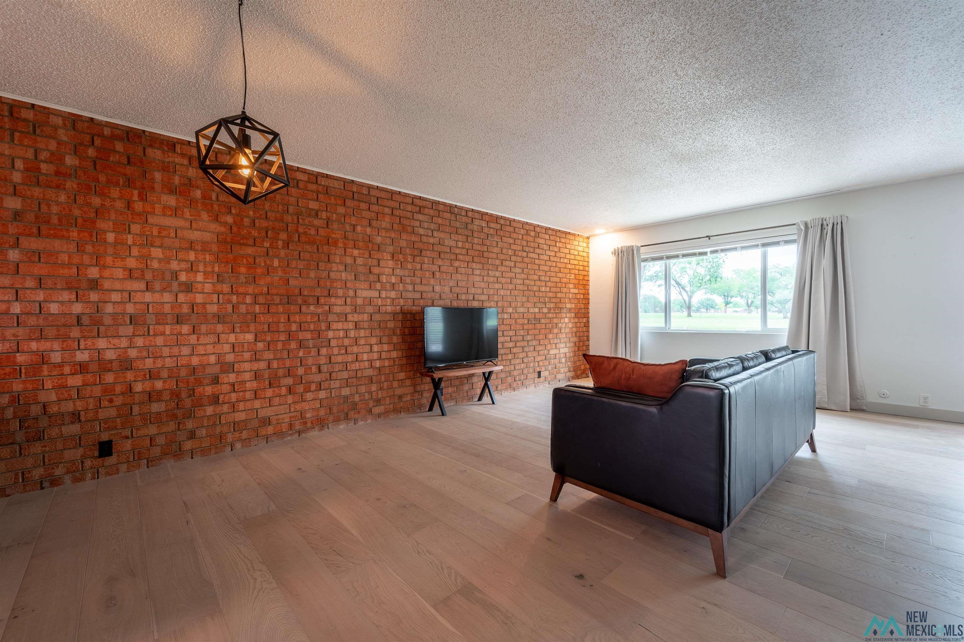 1400 Fairway #15 Terrace