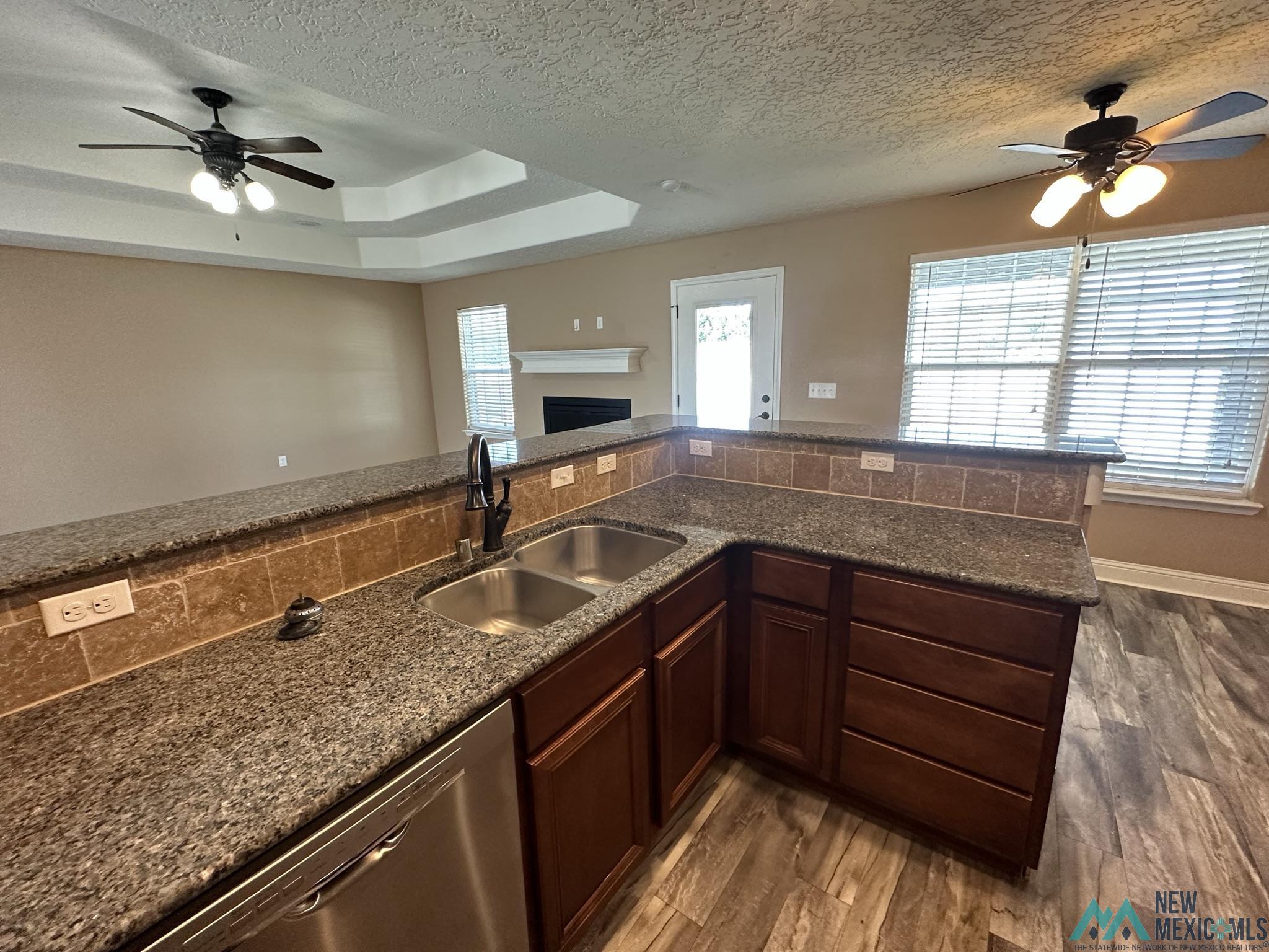 2131 Mockingbird Lane