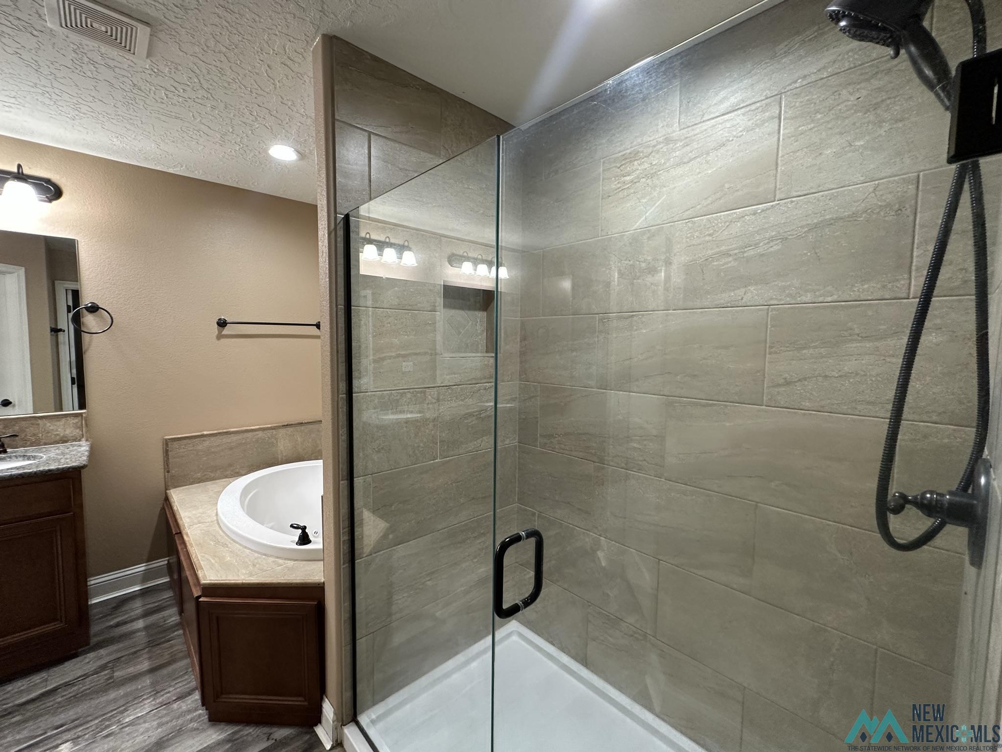 2131 Mockingbird Lane