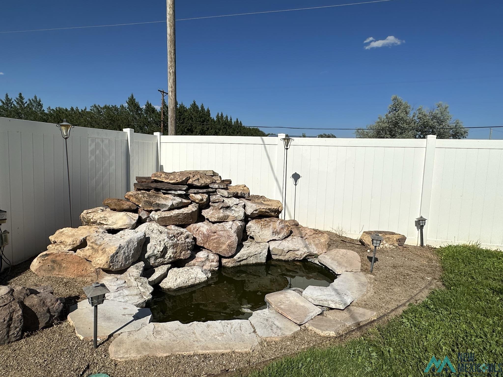 2131 Mockingbird Lane