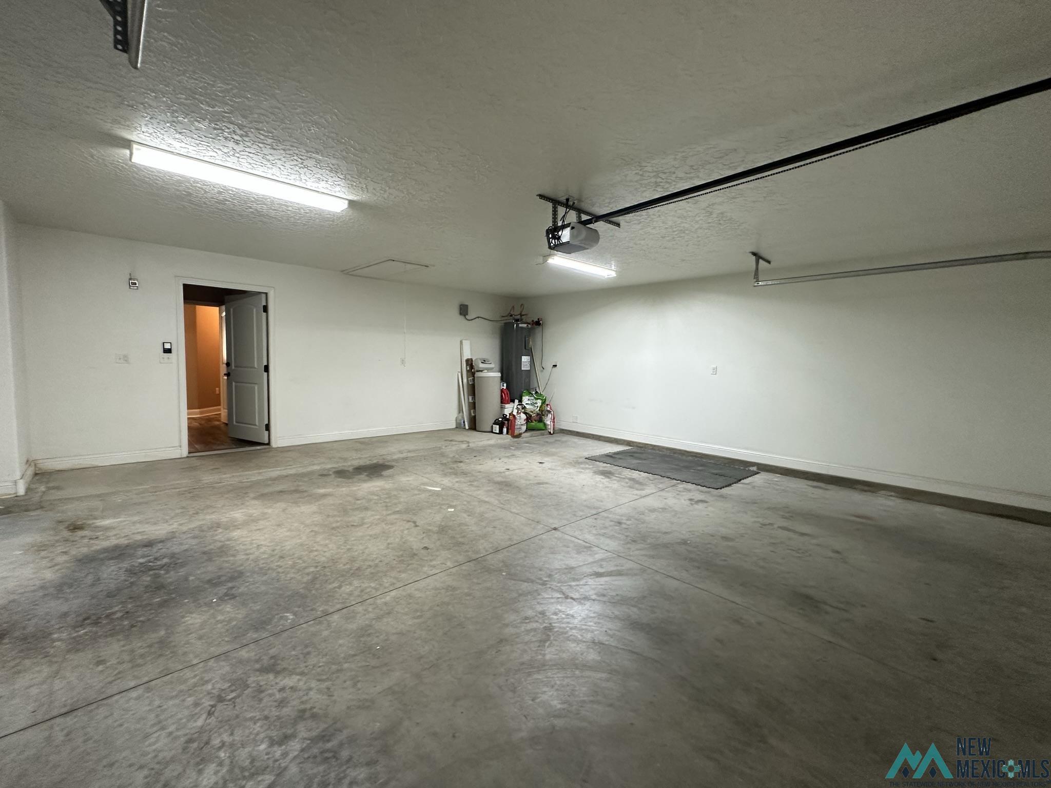 2131 Mockingbird Lane