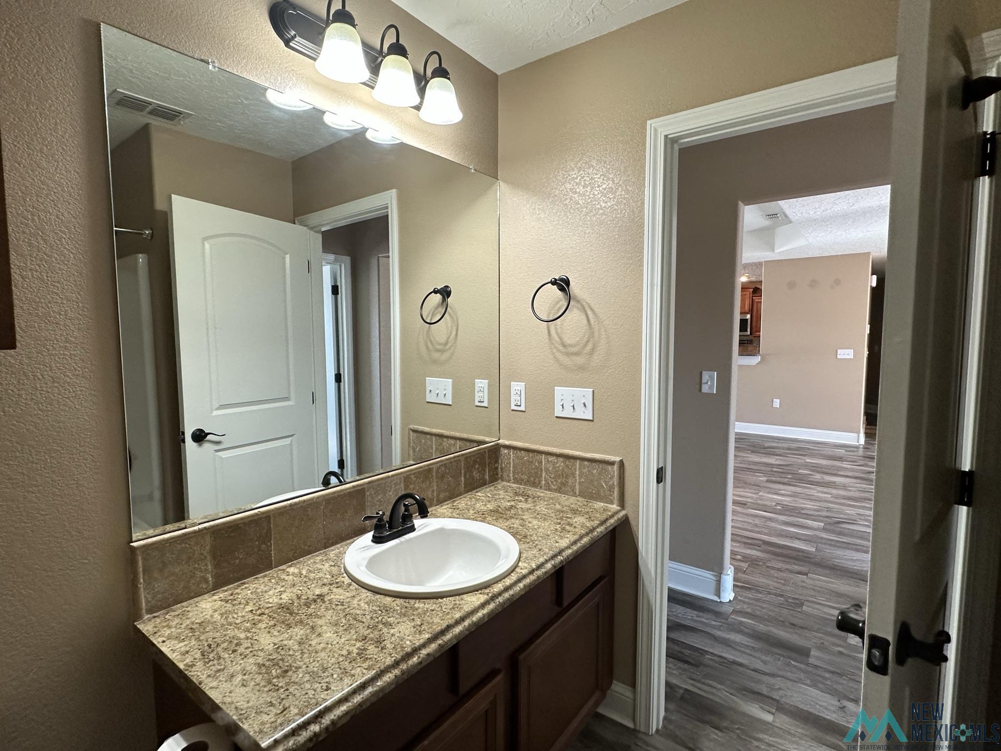 2131 Mockingbird Lane