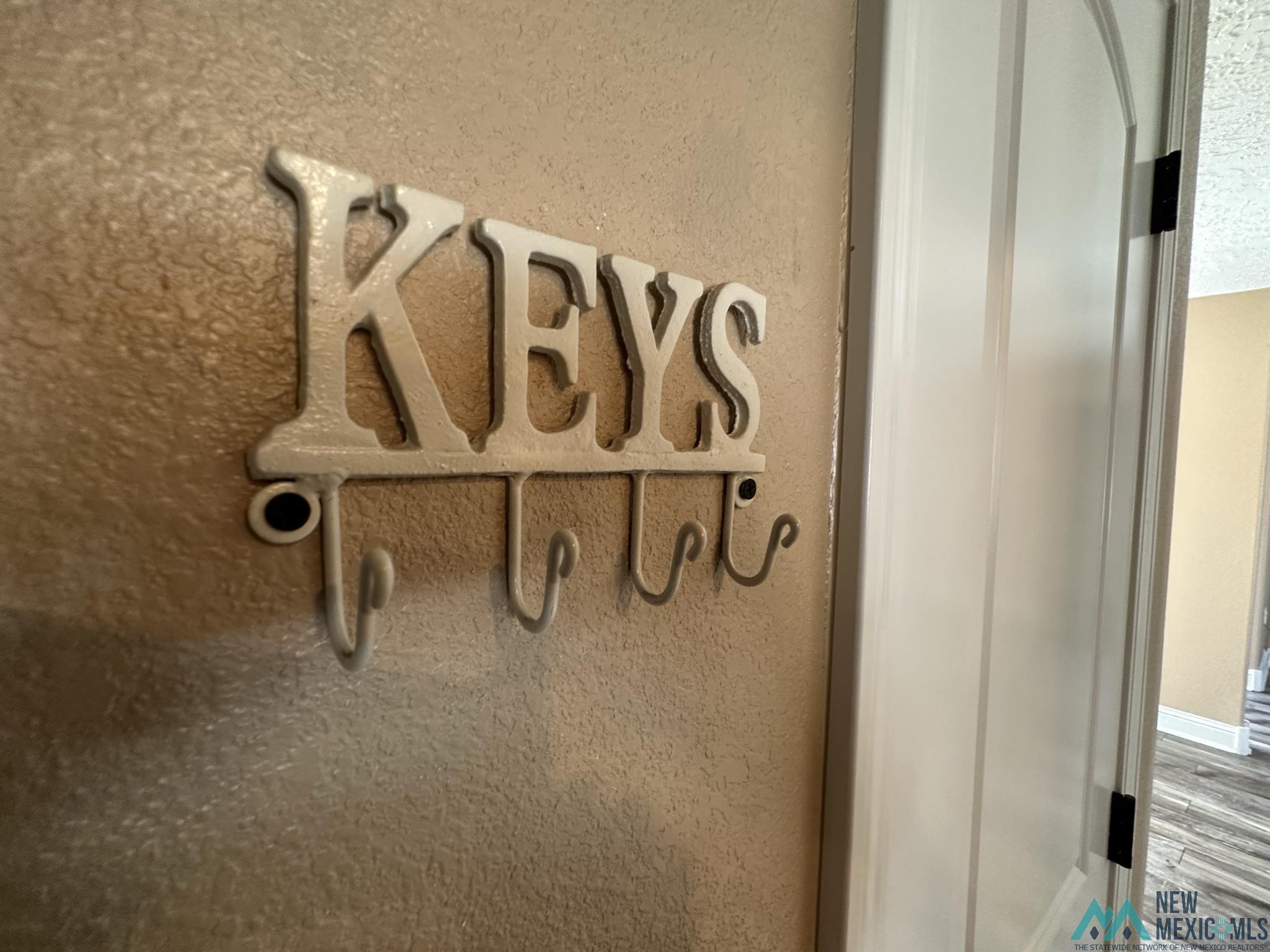 2131 Mockingbird Lane