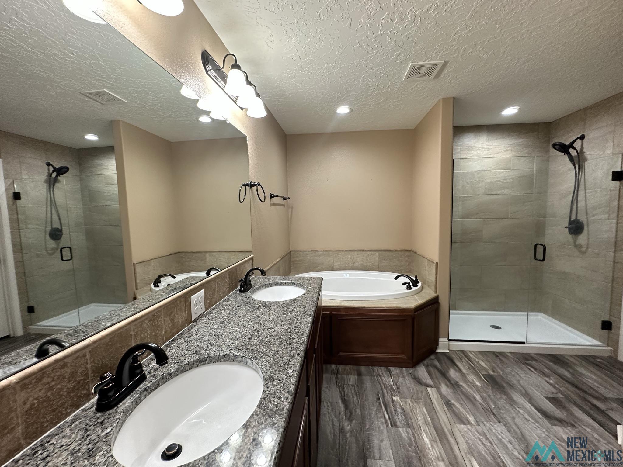 2131 Mockingbird Lane