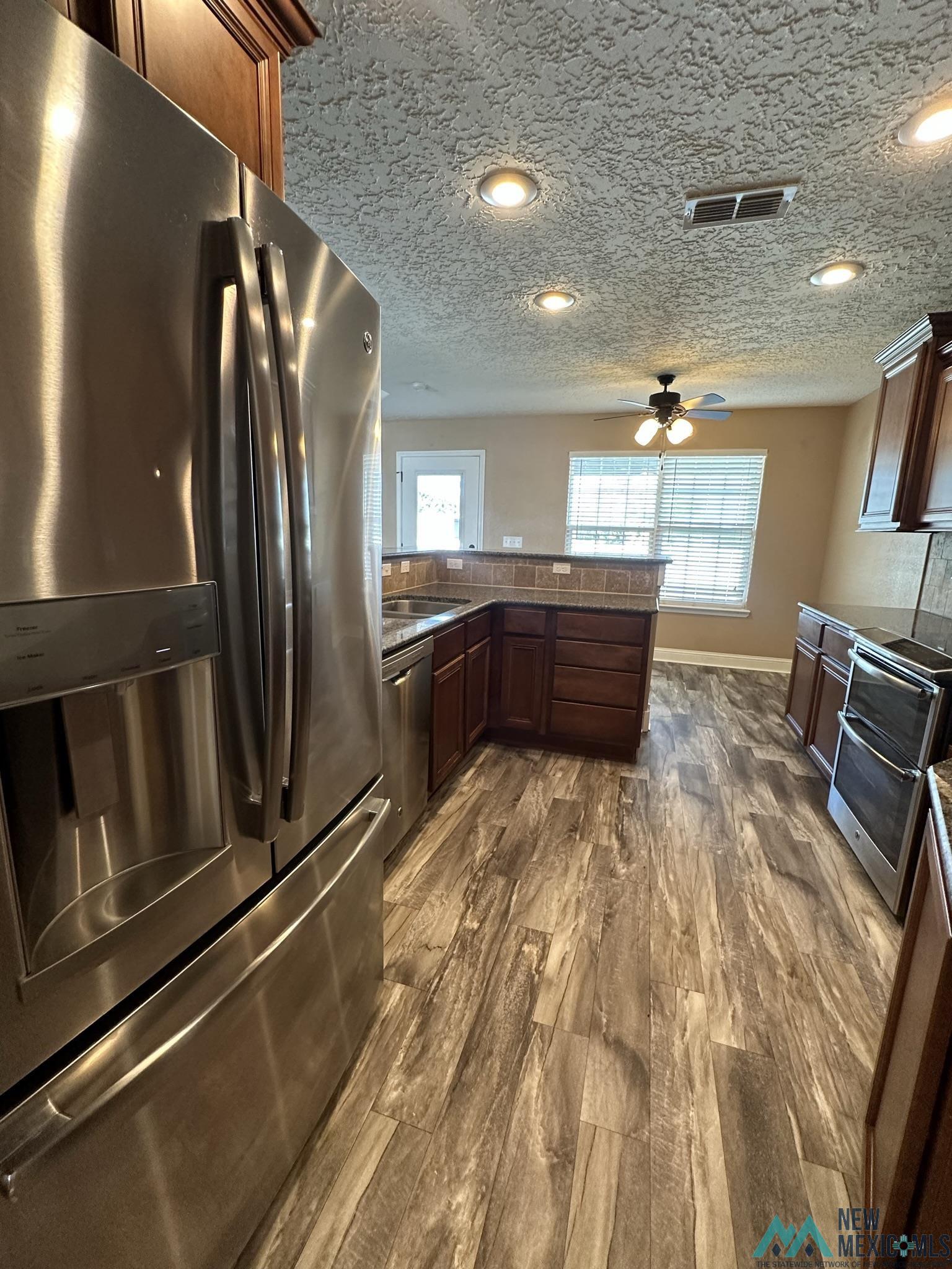 2131 Mockingbird Lane