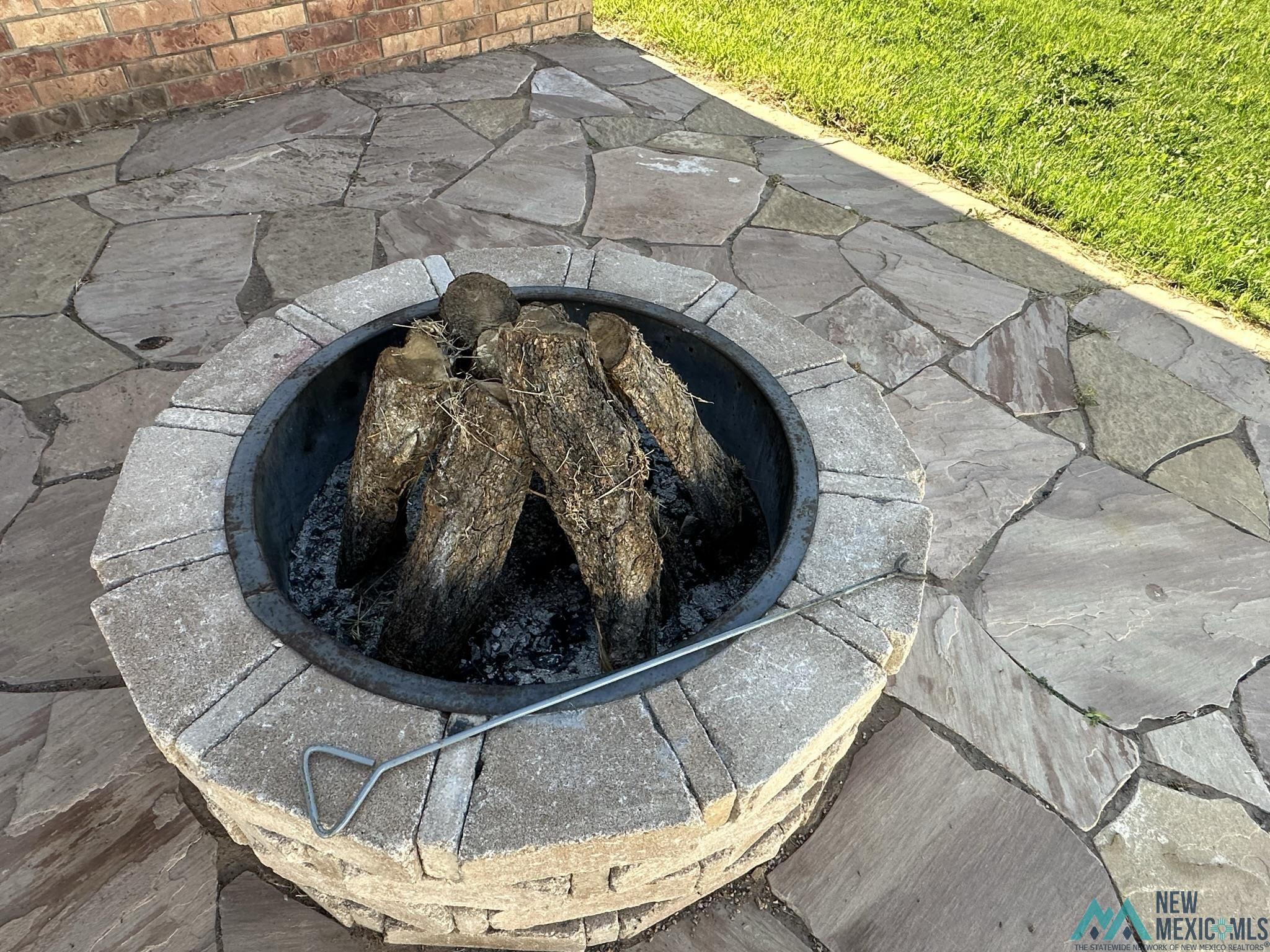 2131 Mockingbird Lane