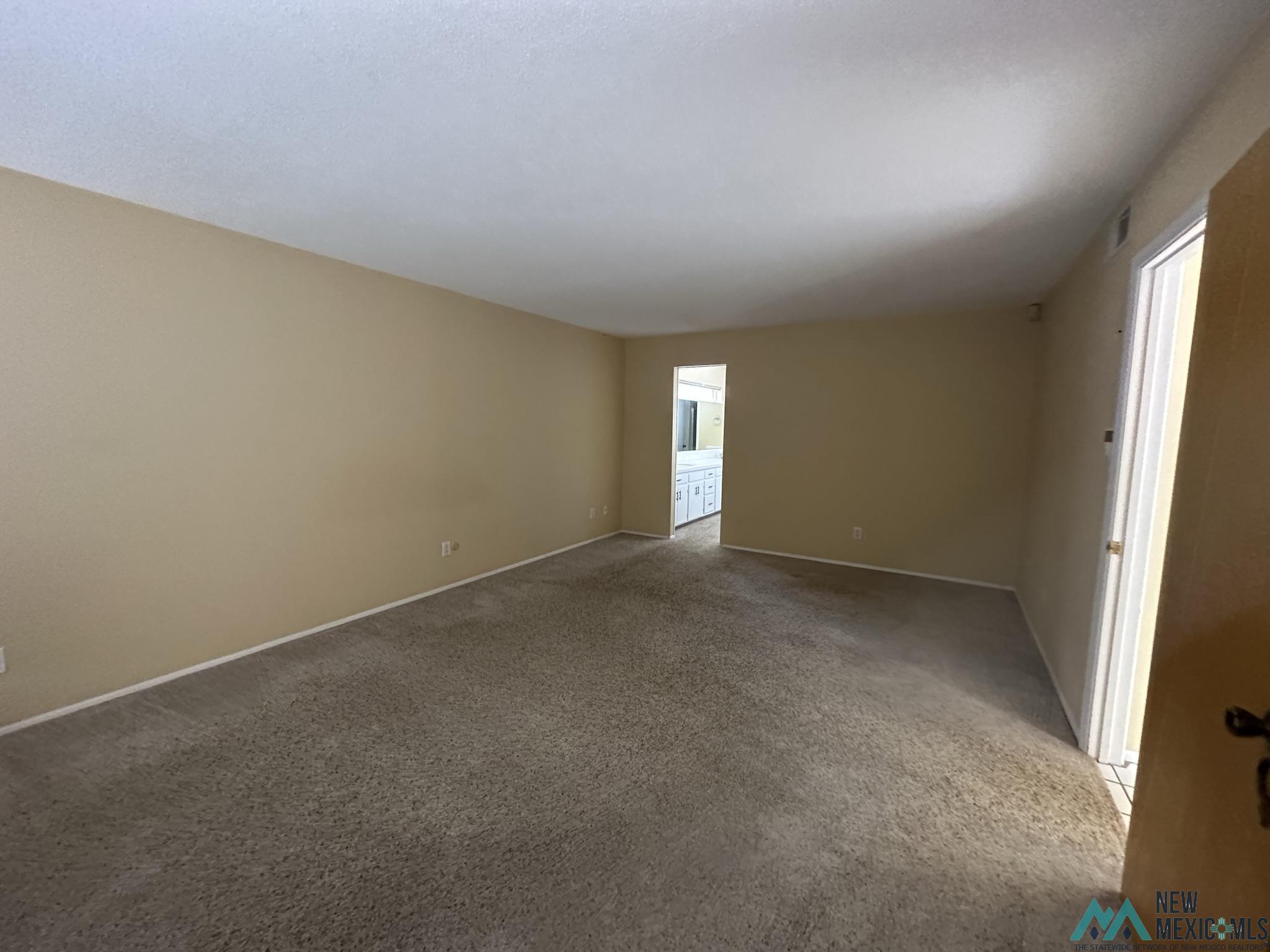 1100 Colonial Parkway