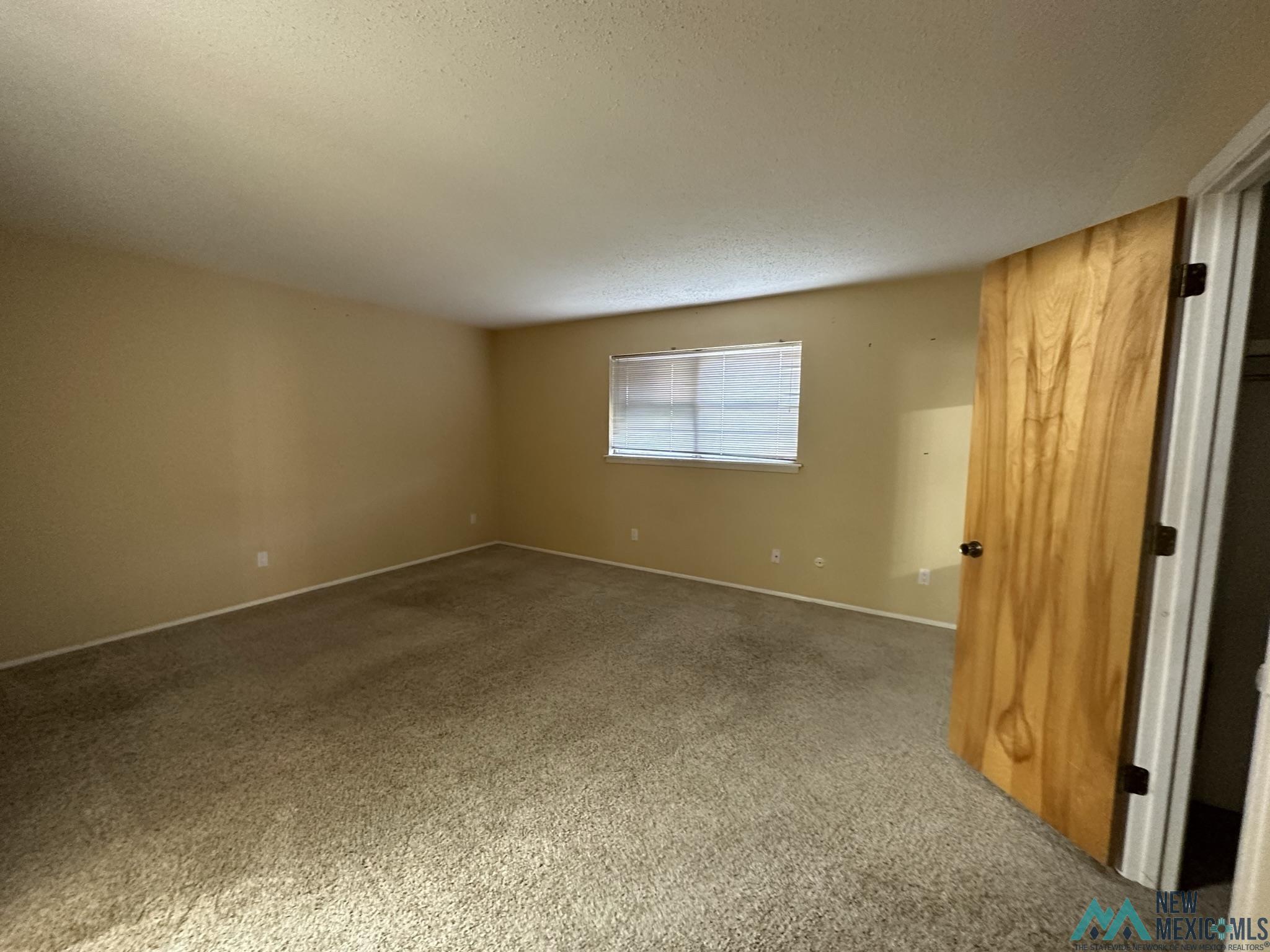 1100 Colonial Parkway