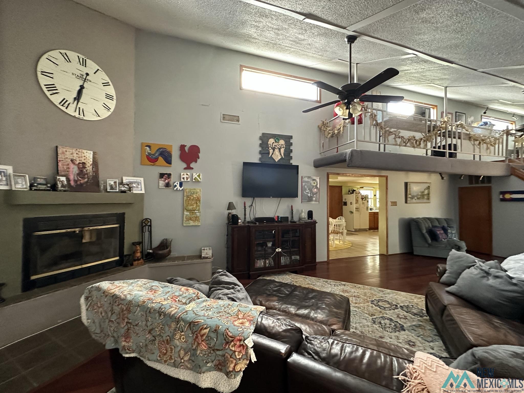 400 W 21st Street