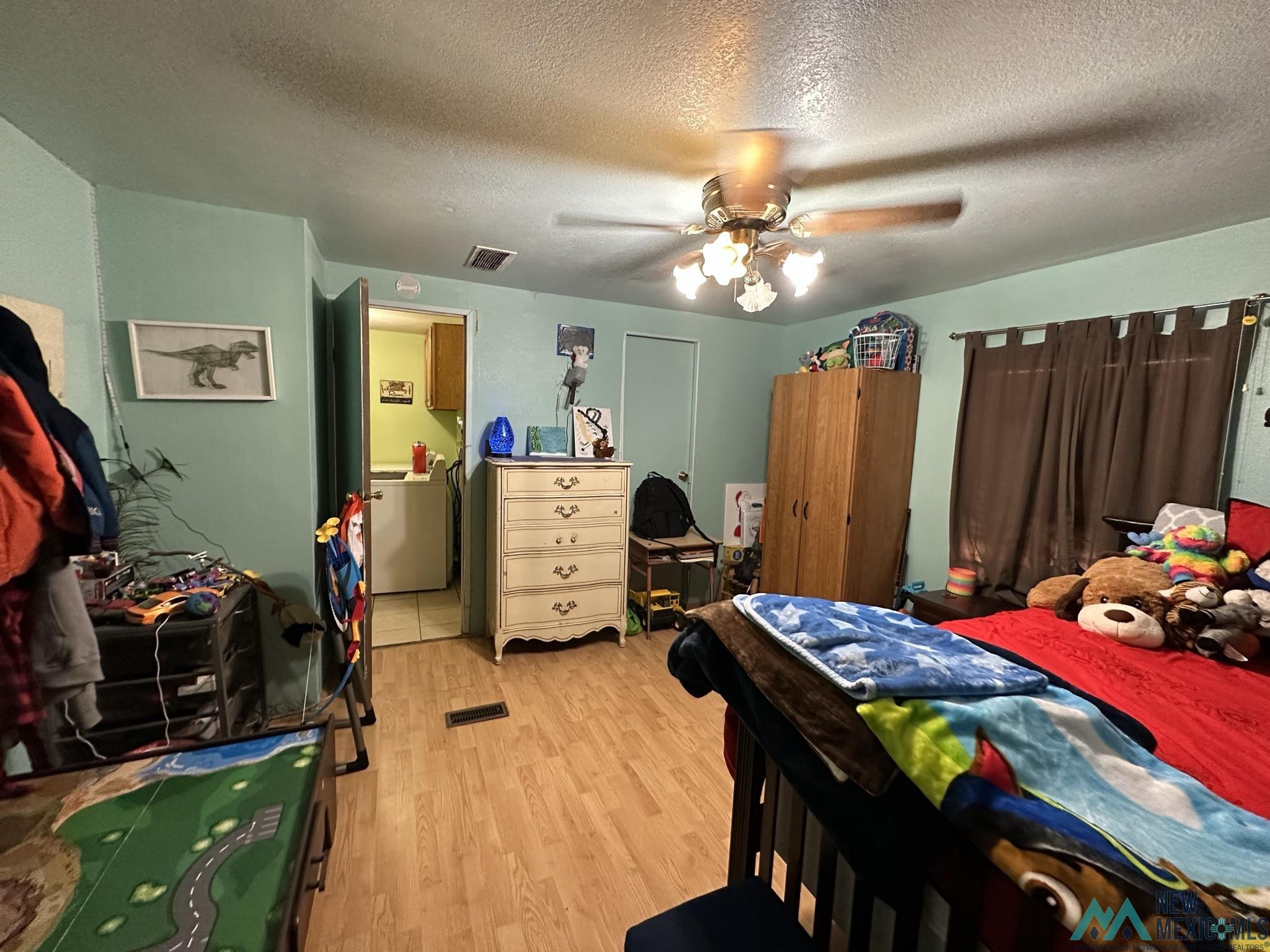 400 W 21st Street