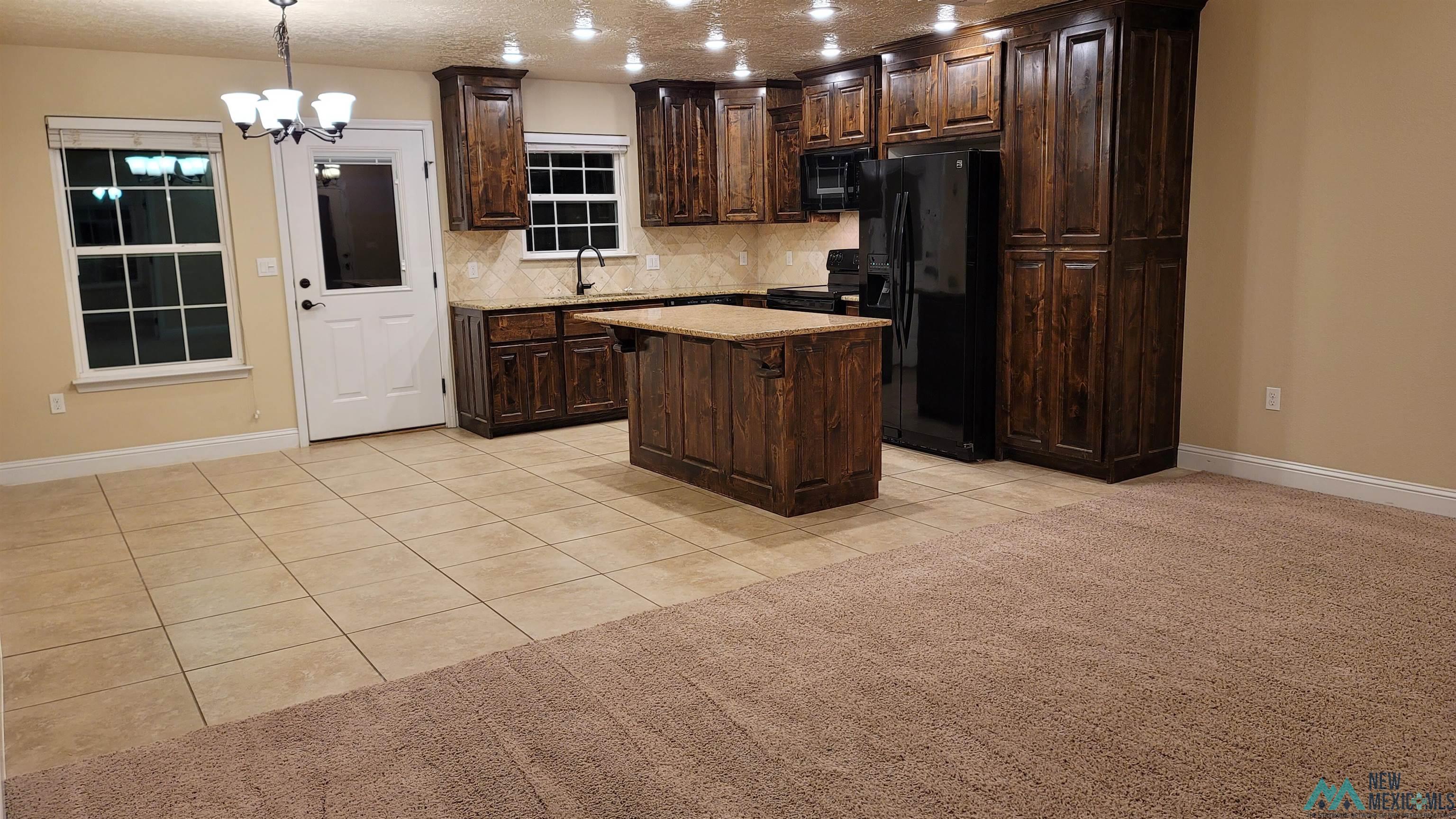 176 Mariposa Drive