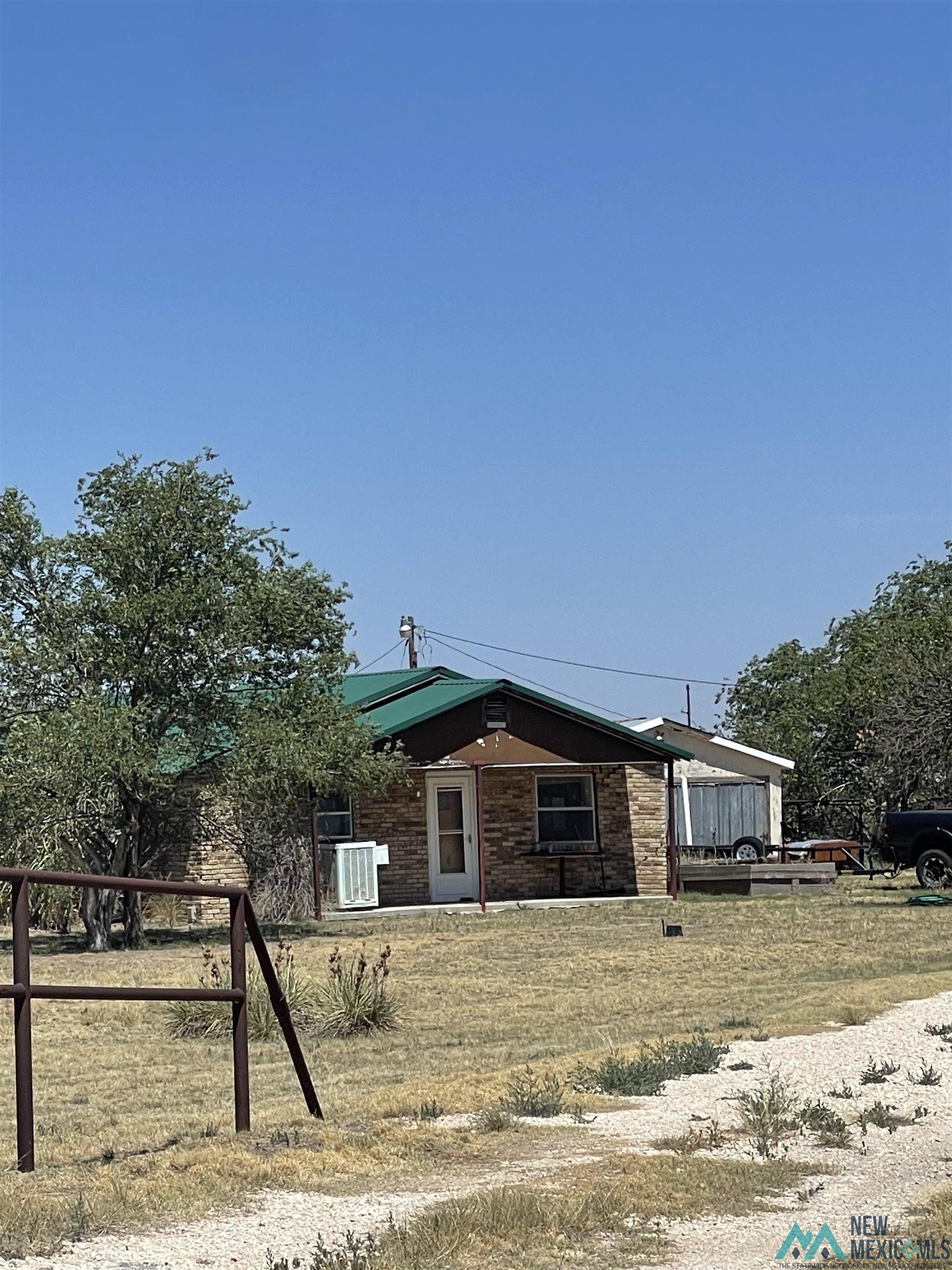 1964 S Roosevelt Road 7
