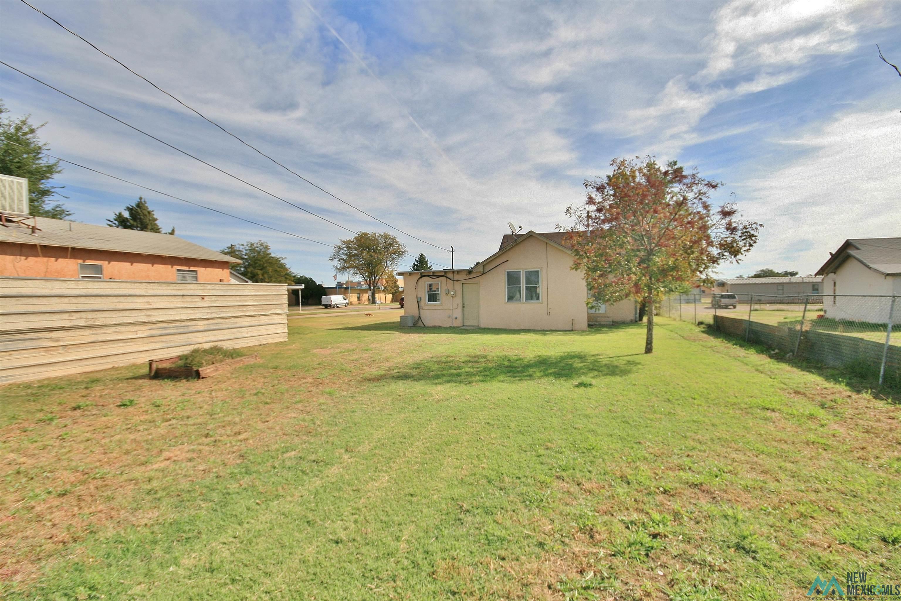 1112 Maple Street