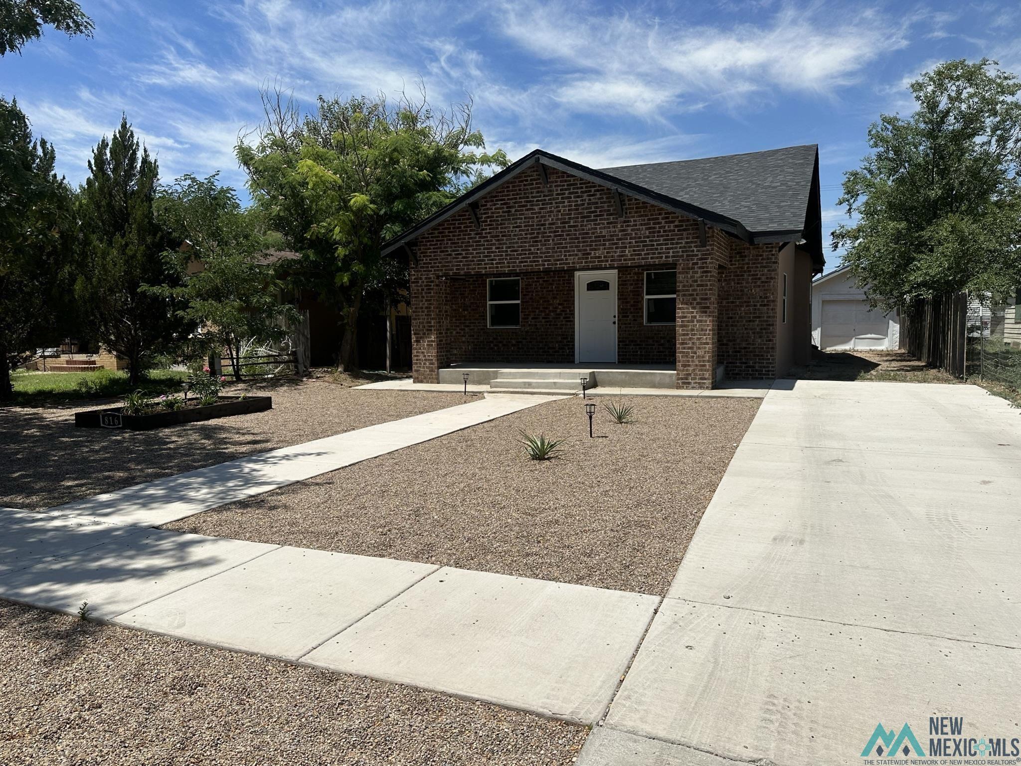816 Mitchell Street