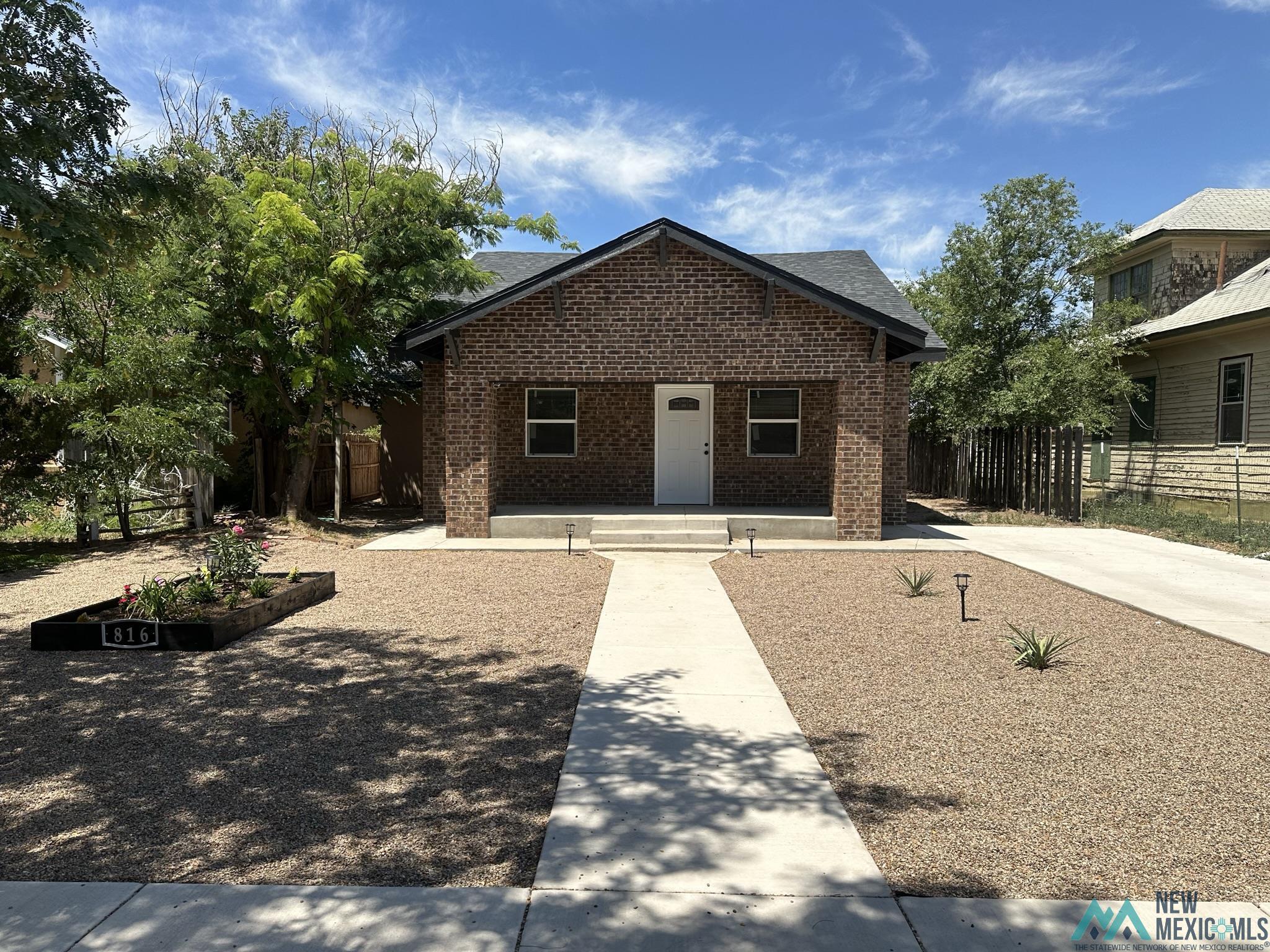 816 Mitchell Street