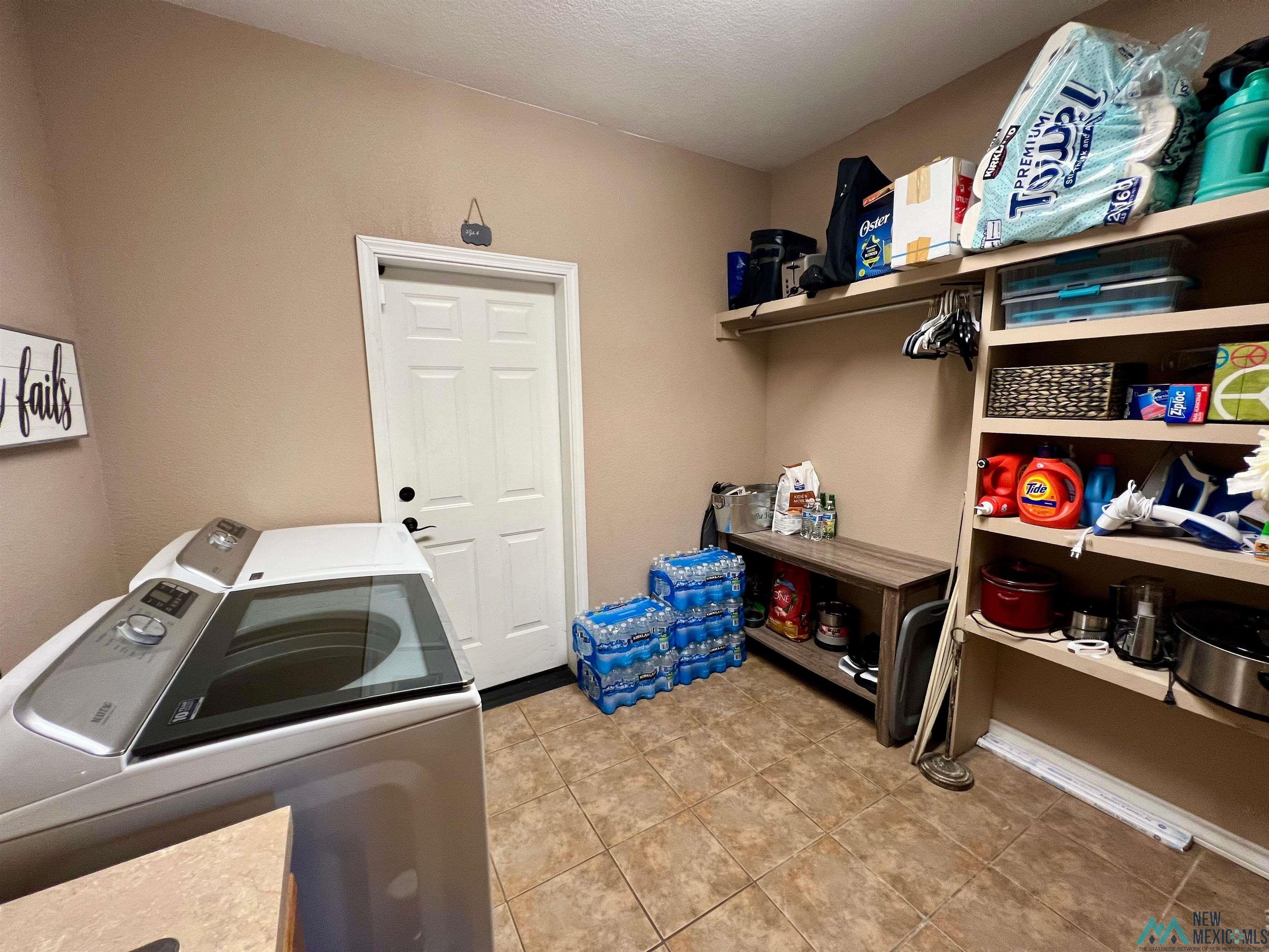 2117 Hali Lane