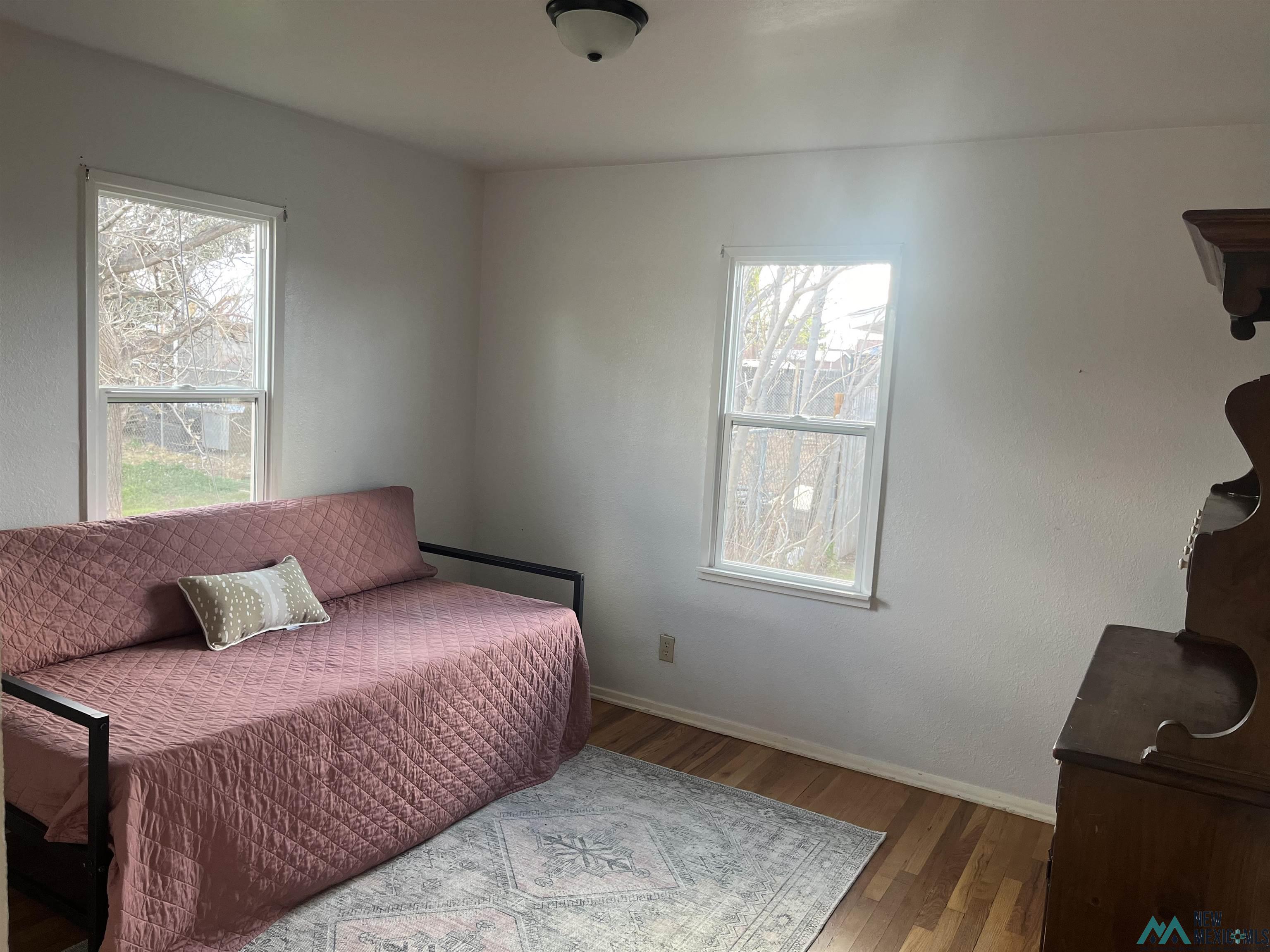 225 E Plaza Drive