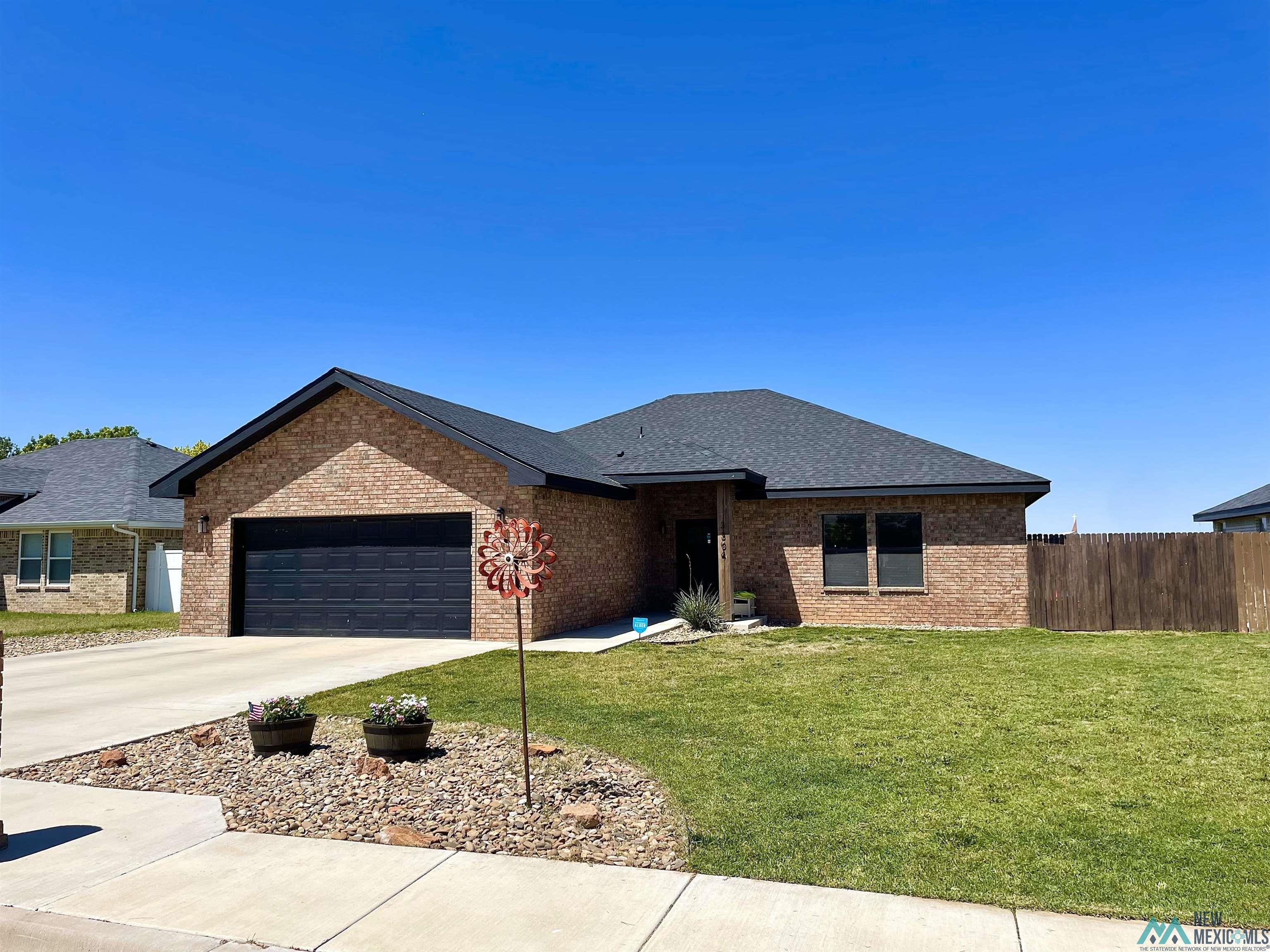 3304 Northglen Drive