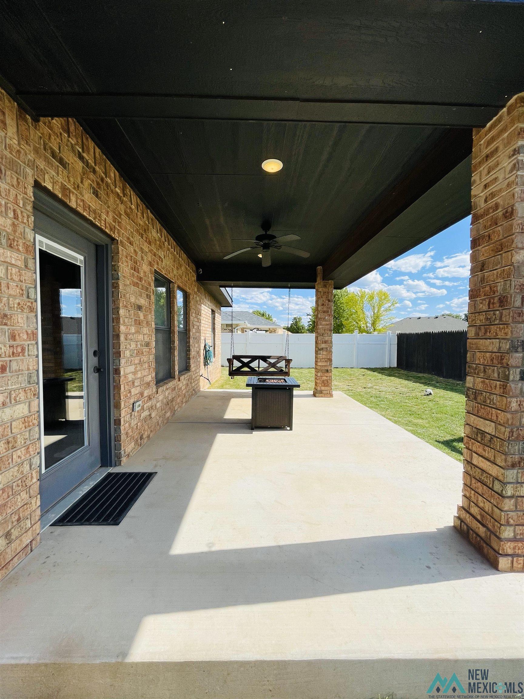 3304 Northglen Drive