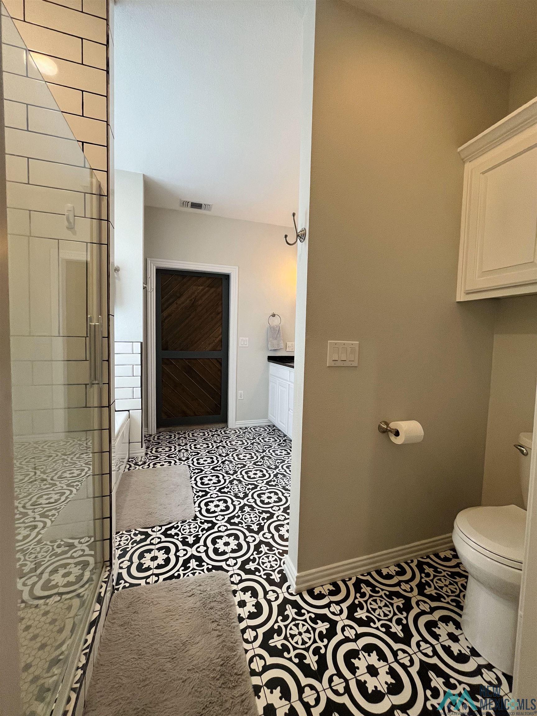 3304 Northglen Drive