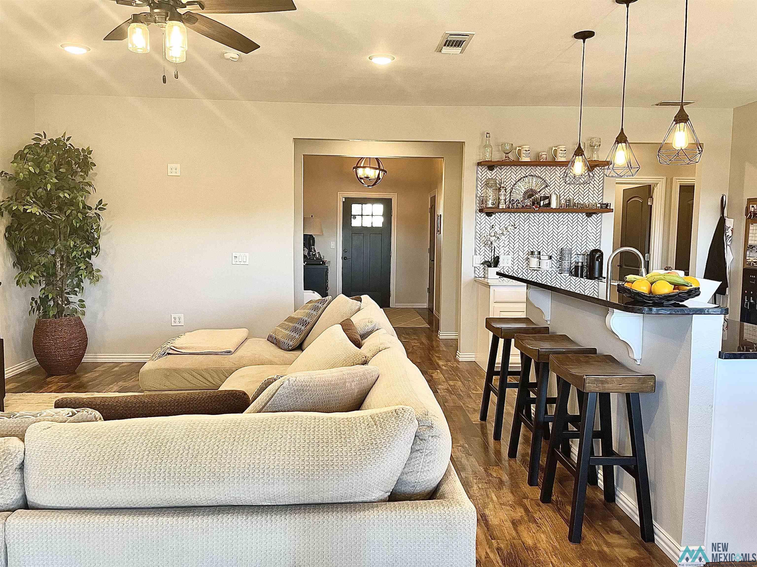 3304 Northglen Drive